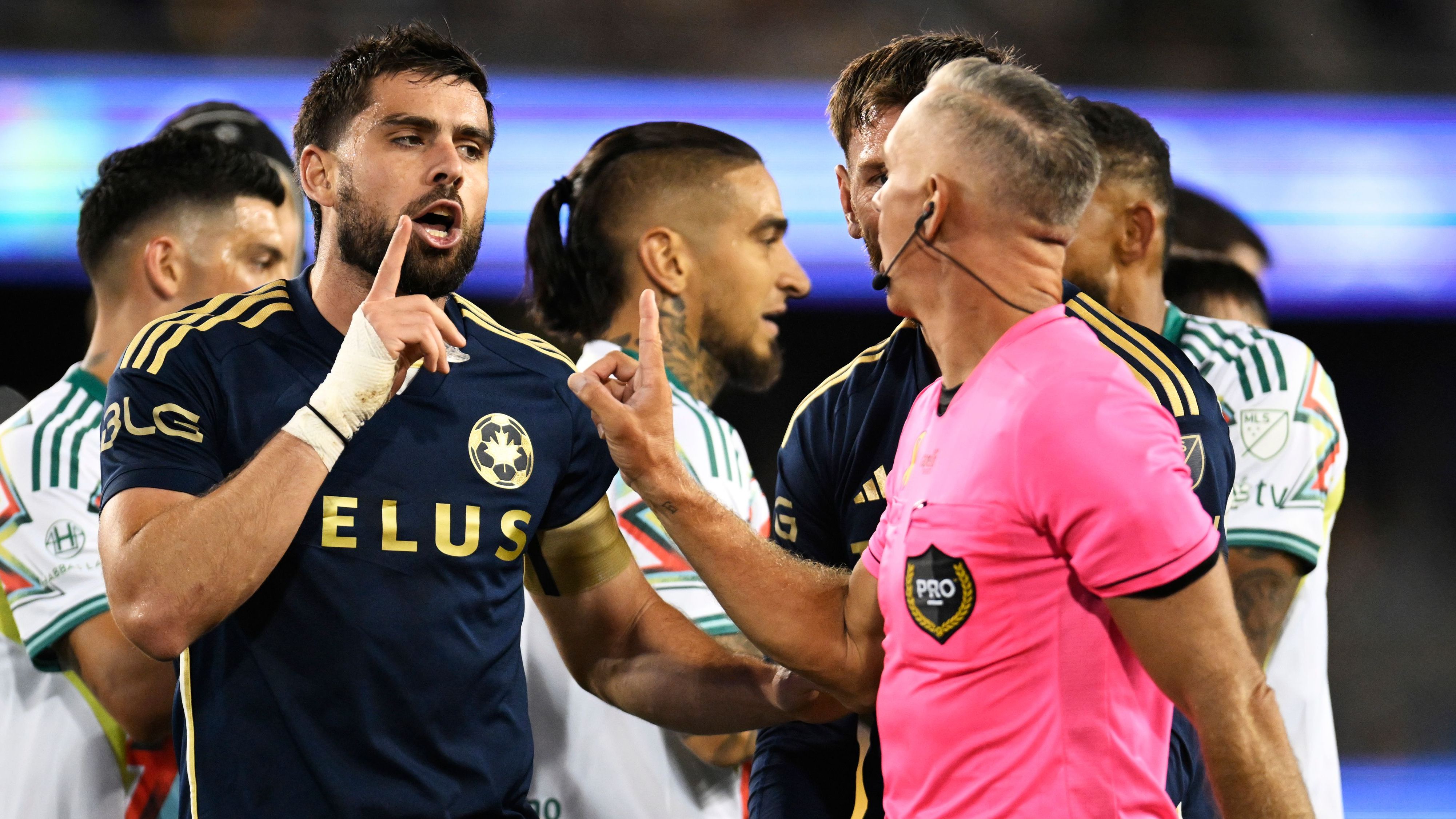 San Jose Earthquakes v Vancouver Whitecaps FC