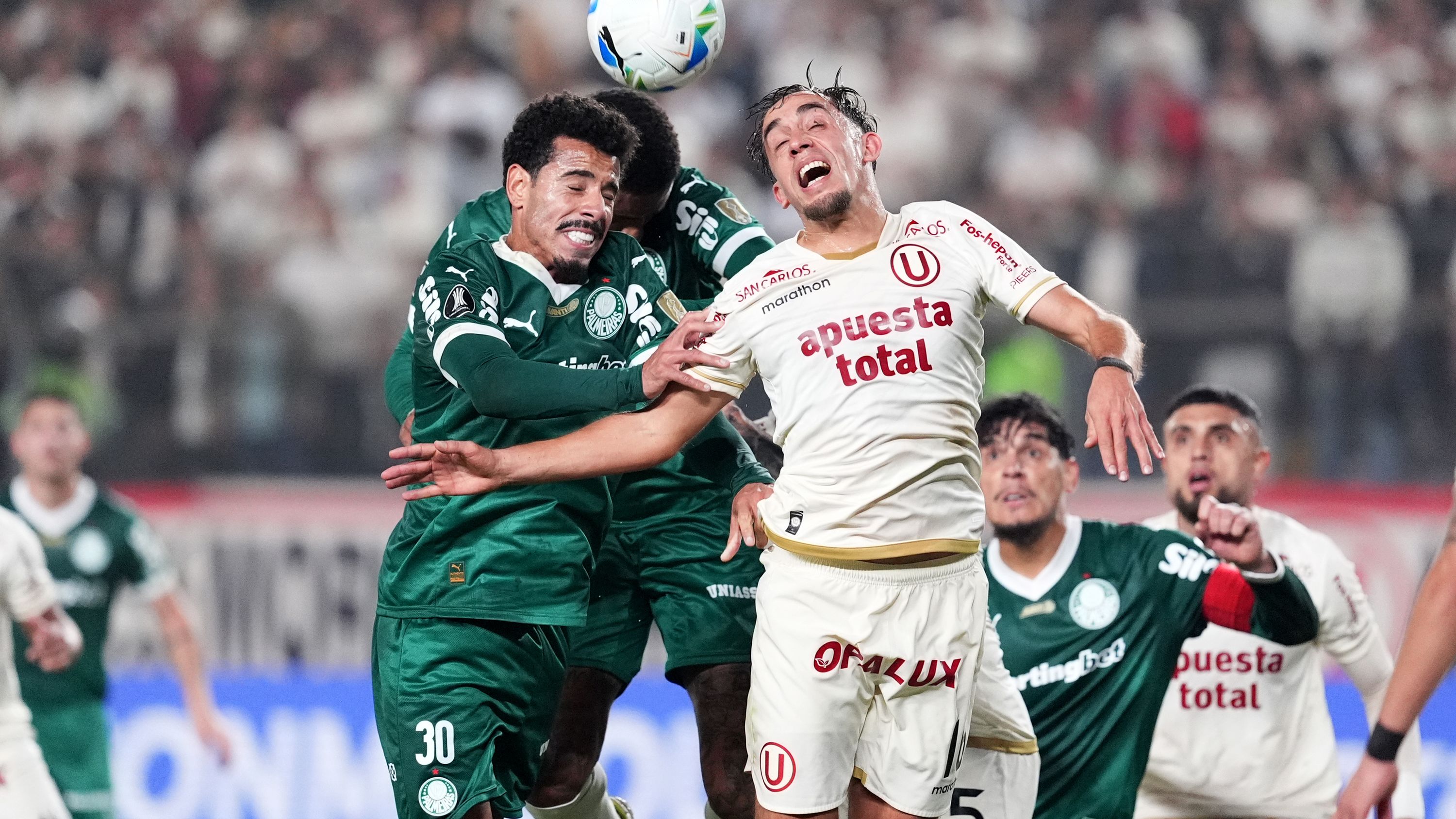 Universitario v Palmeiras - Copa CONMEBOL Libertadores 2025