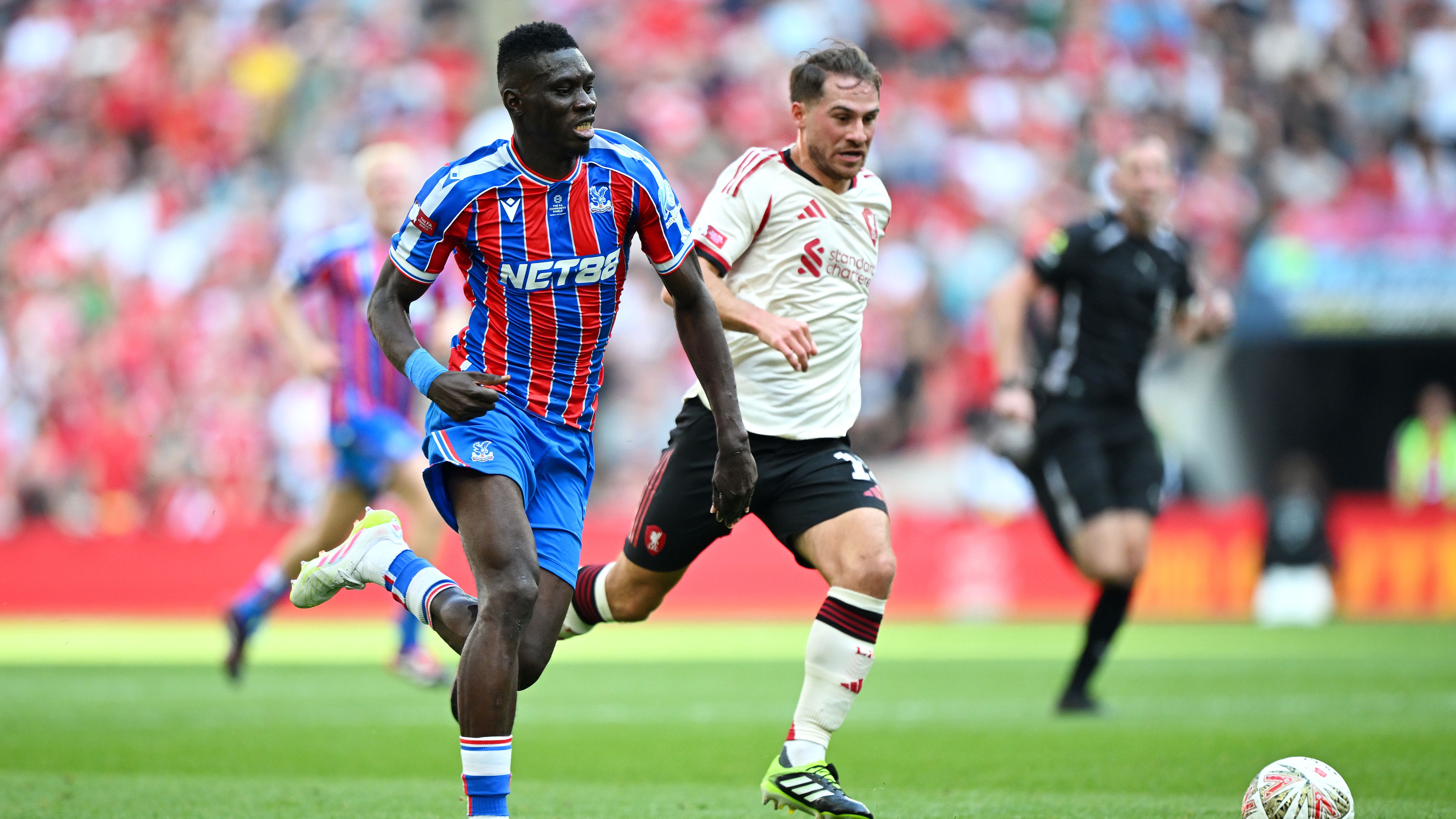 مباراة الدرع الخيرية