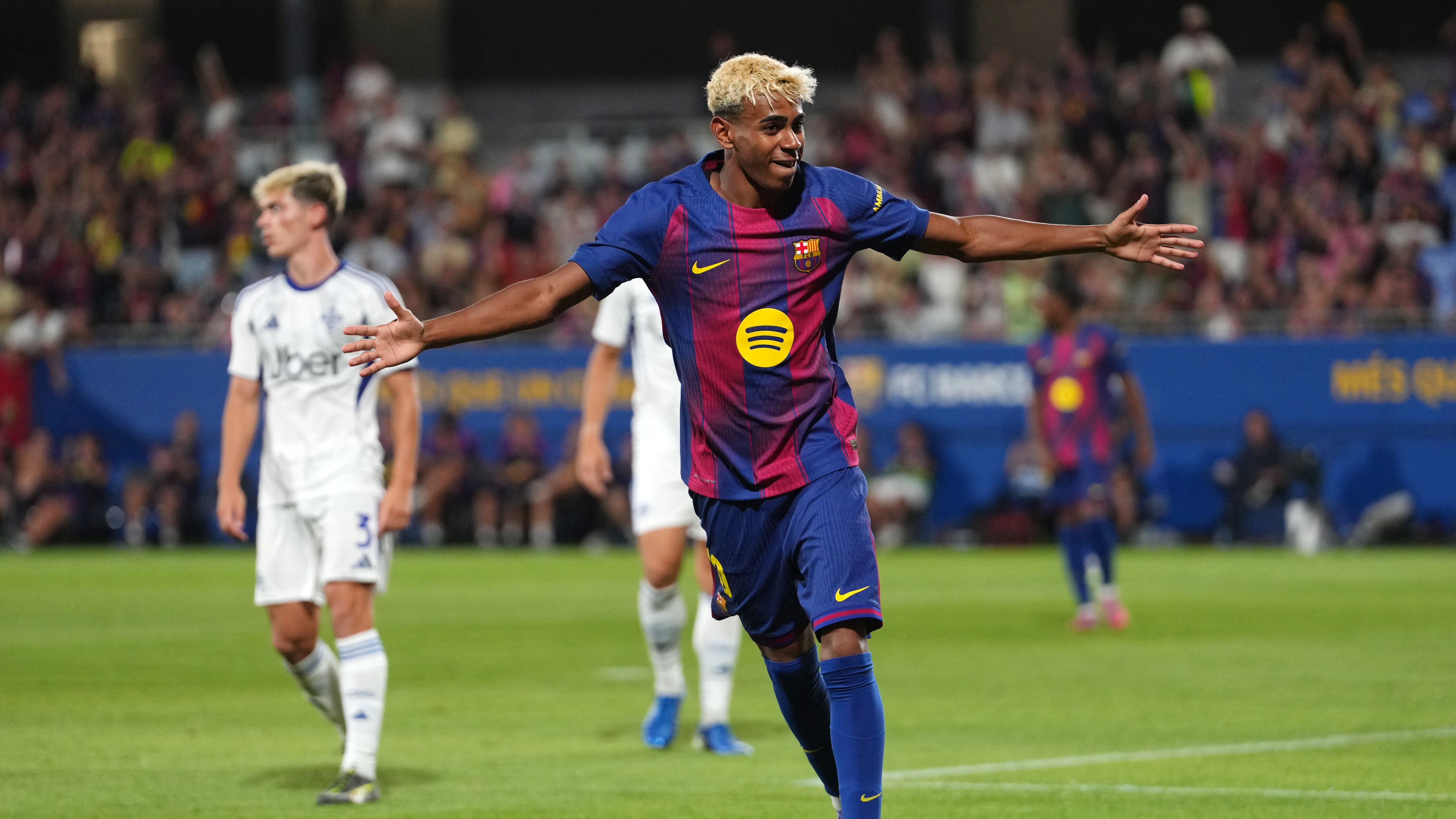 FC Barcelona v Como1907 - Joan Gamper Trophy