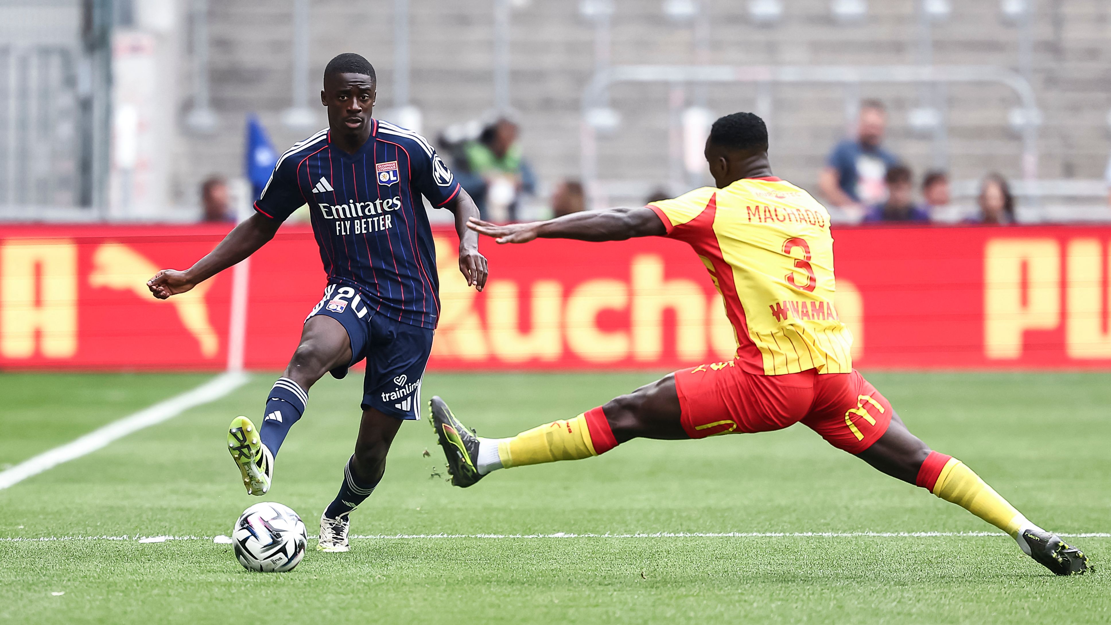 FBL-FRA-LIGUE1-LENS-LYON