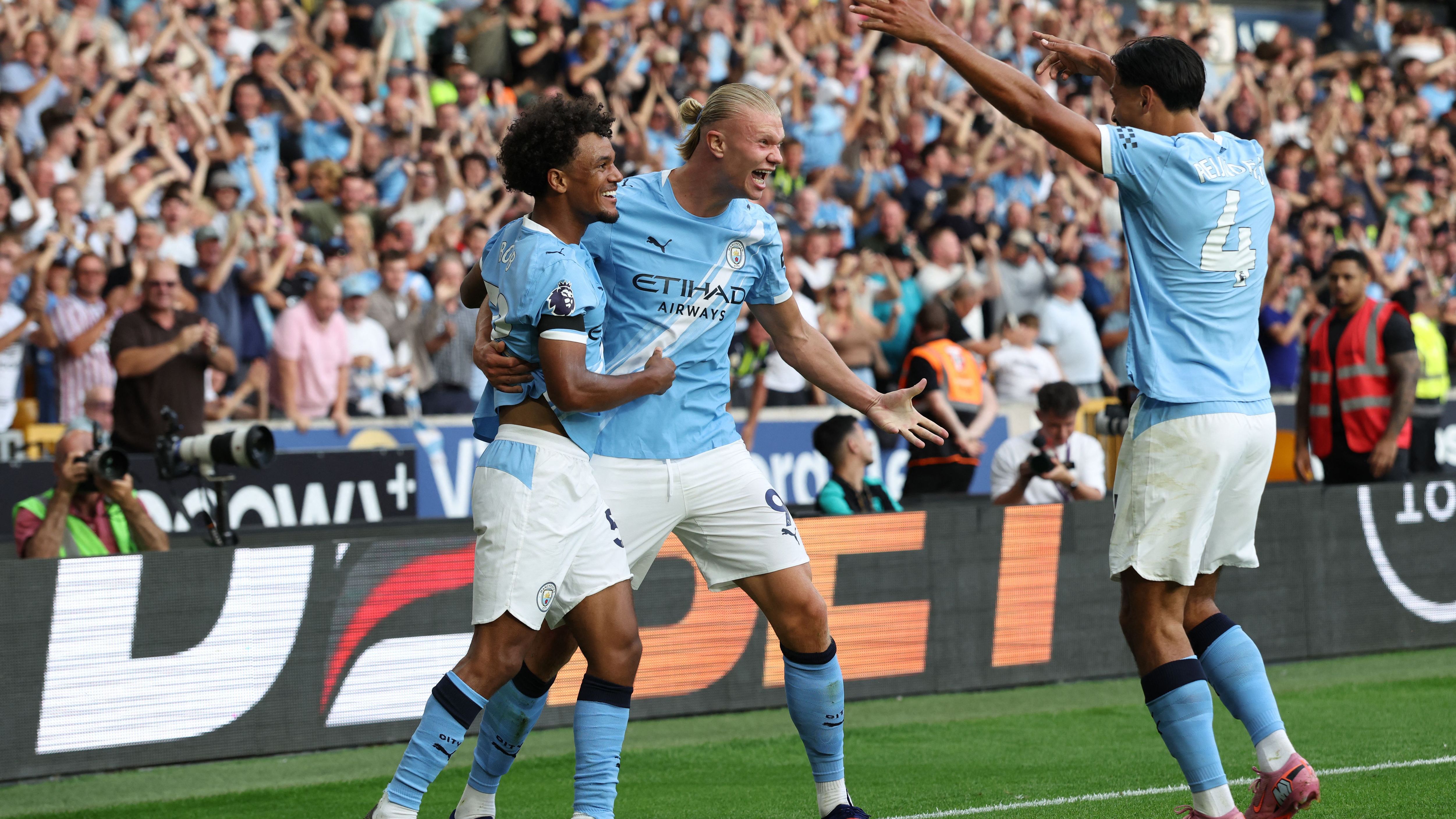 FBL-ENG-PR-WOLVES-MAN CITY