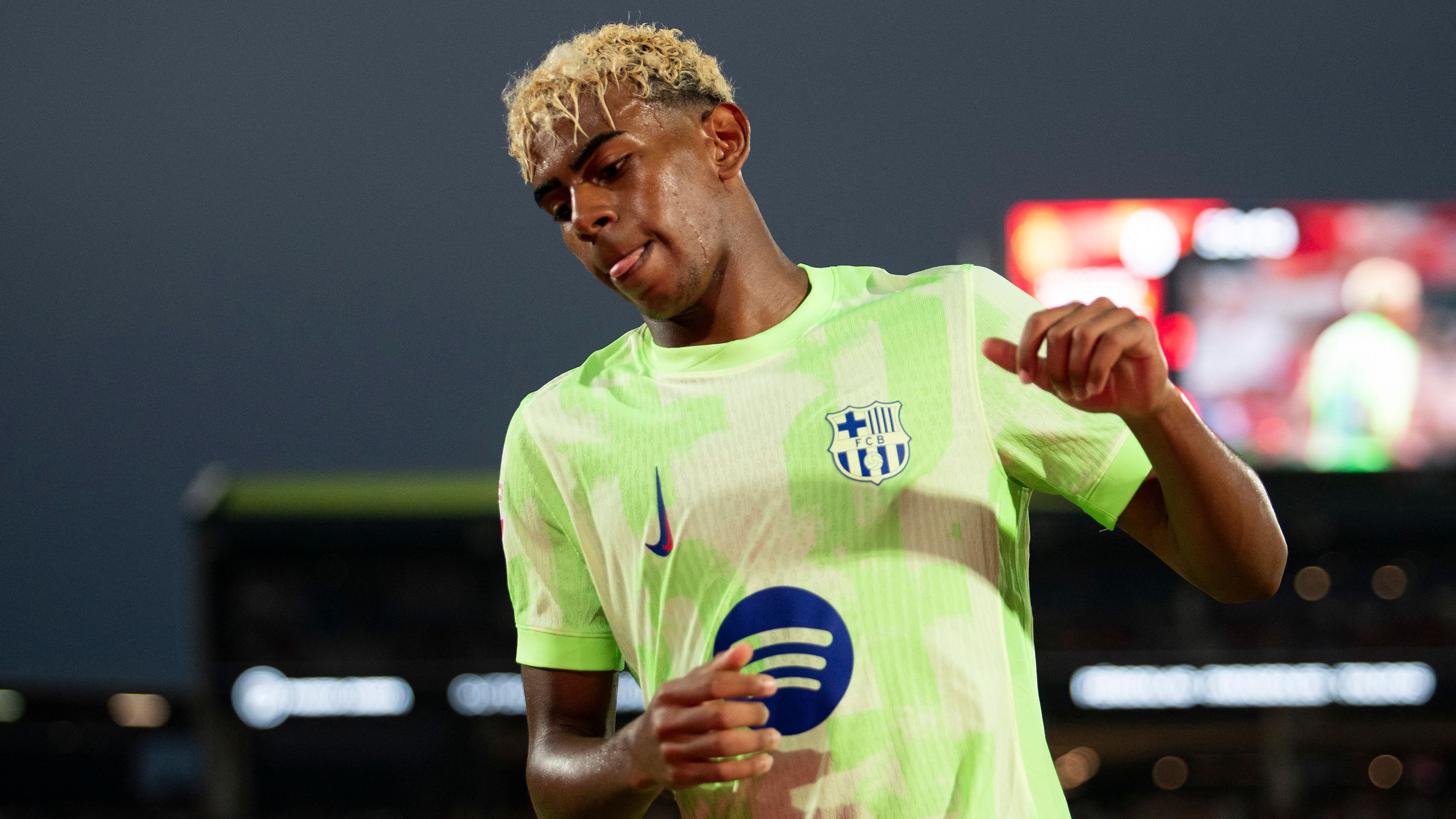 FBL-ESP-LIGA-MALLORCA-BARCELONA