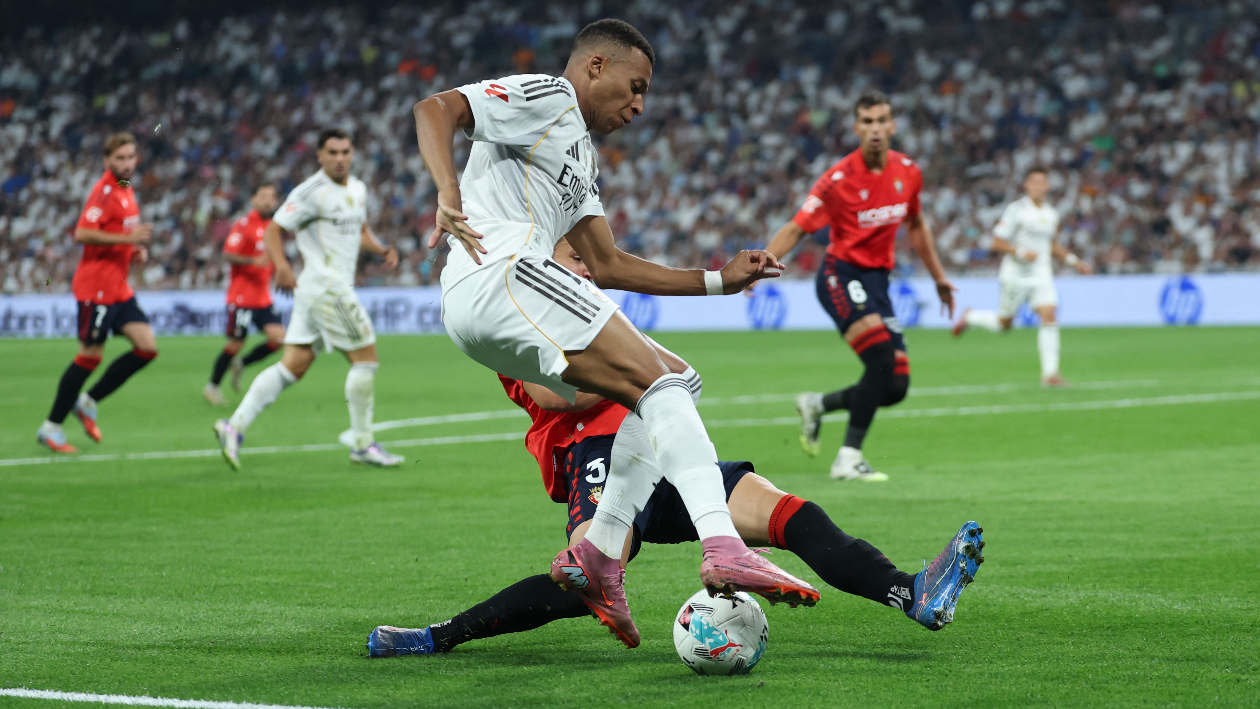 FBL-ESP-LIGA-REAL MADRID-OSASUNA