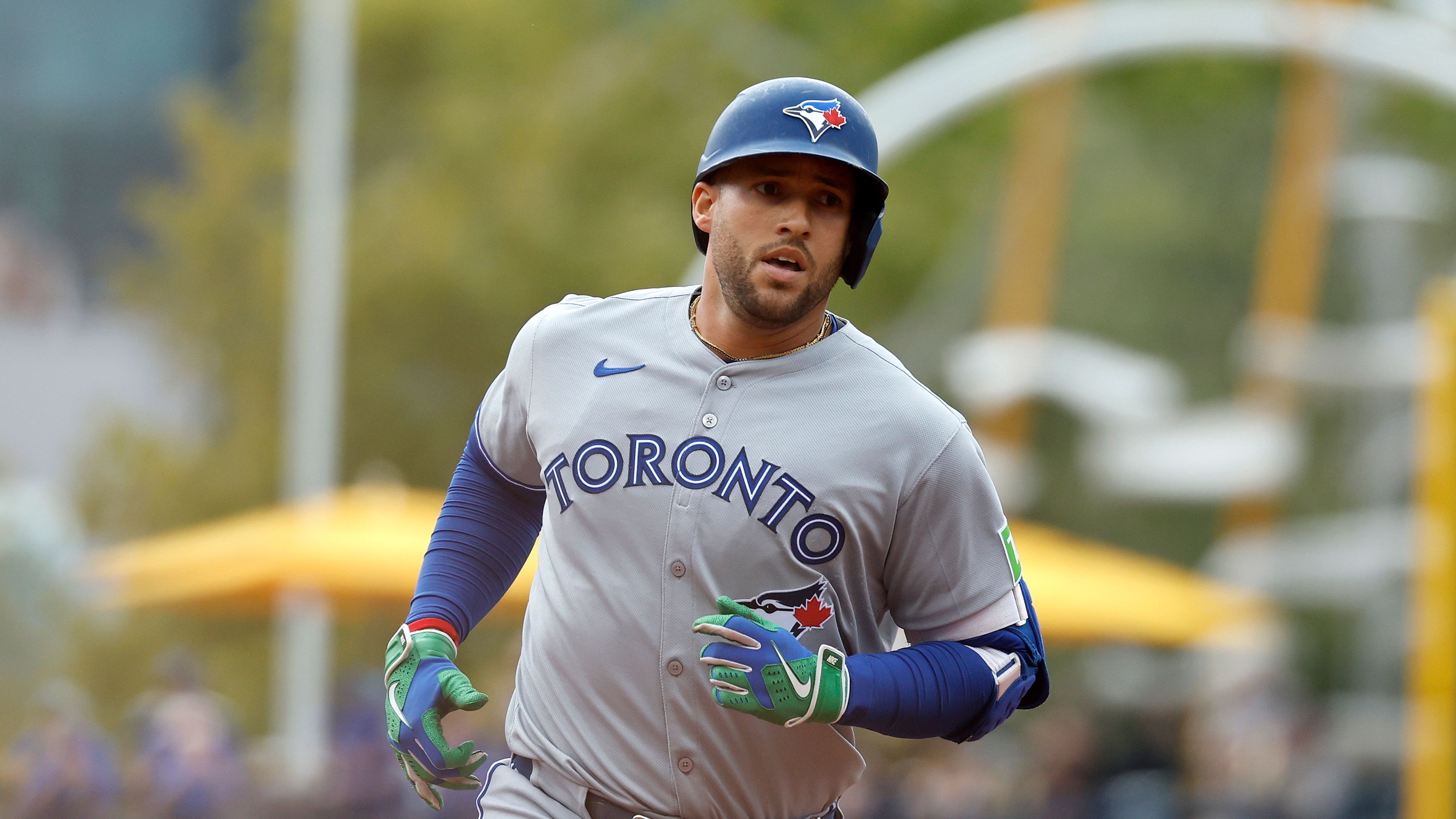 Toronto Blue Jays v Pittsburgh Pirates