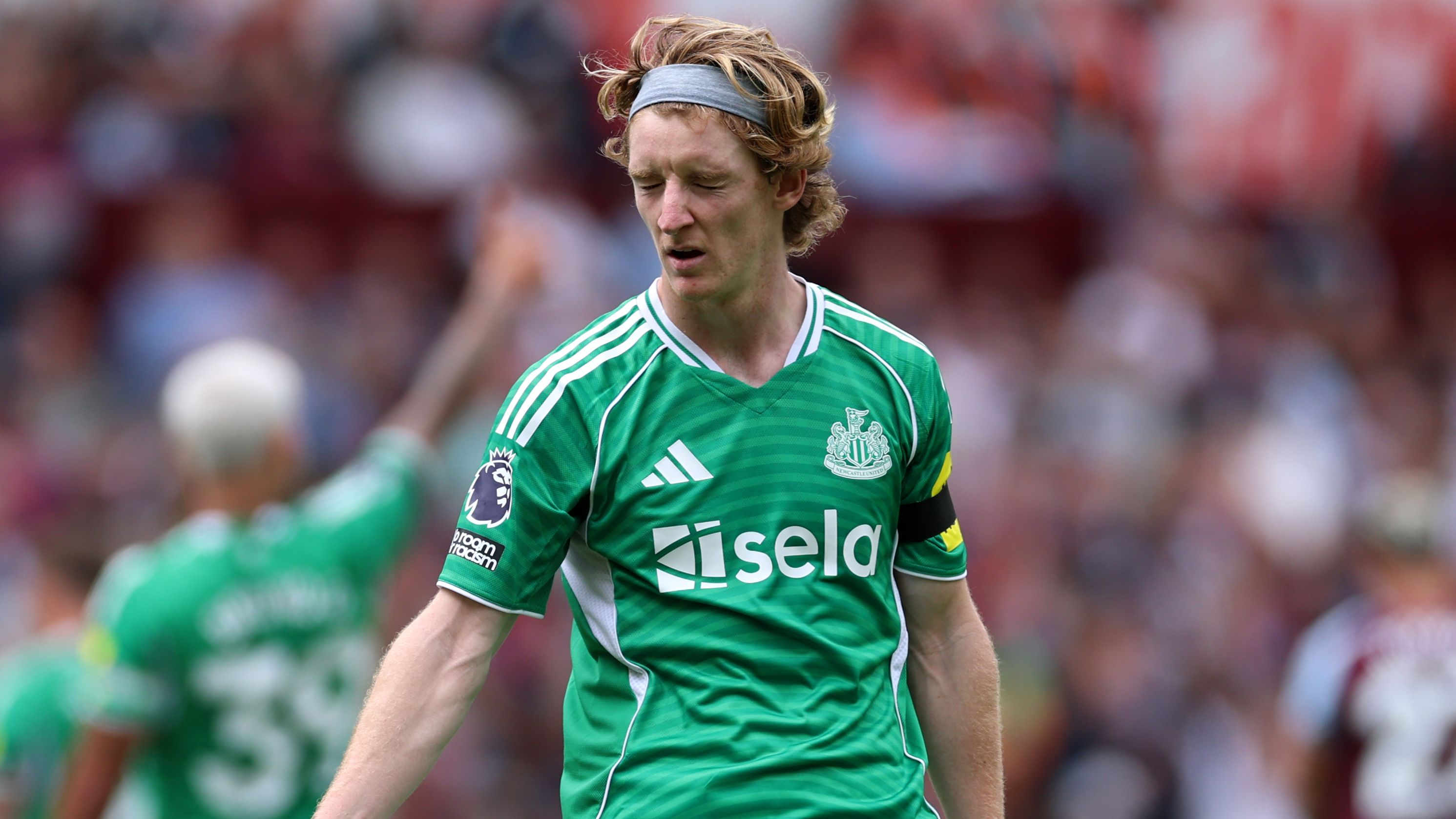 Aston Villa v Newcastle United - Premier League