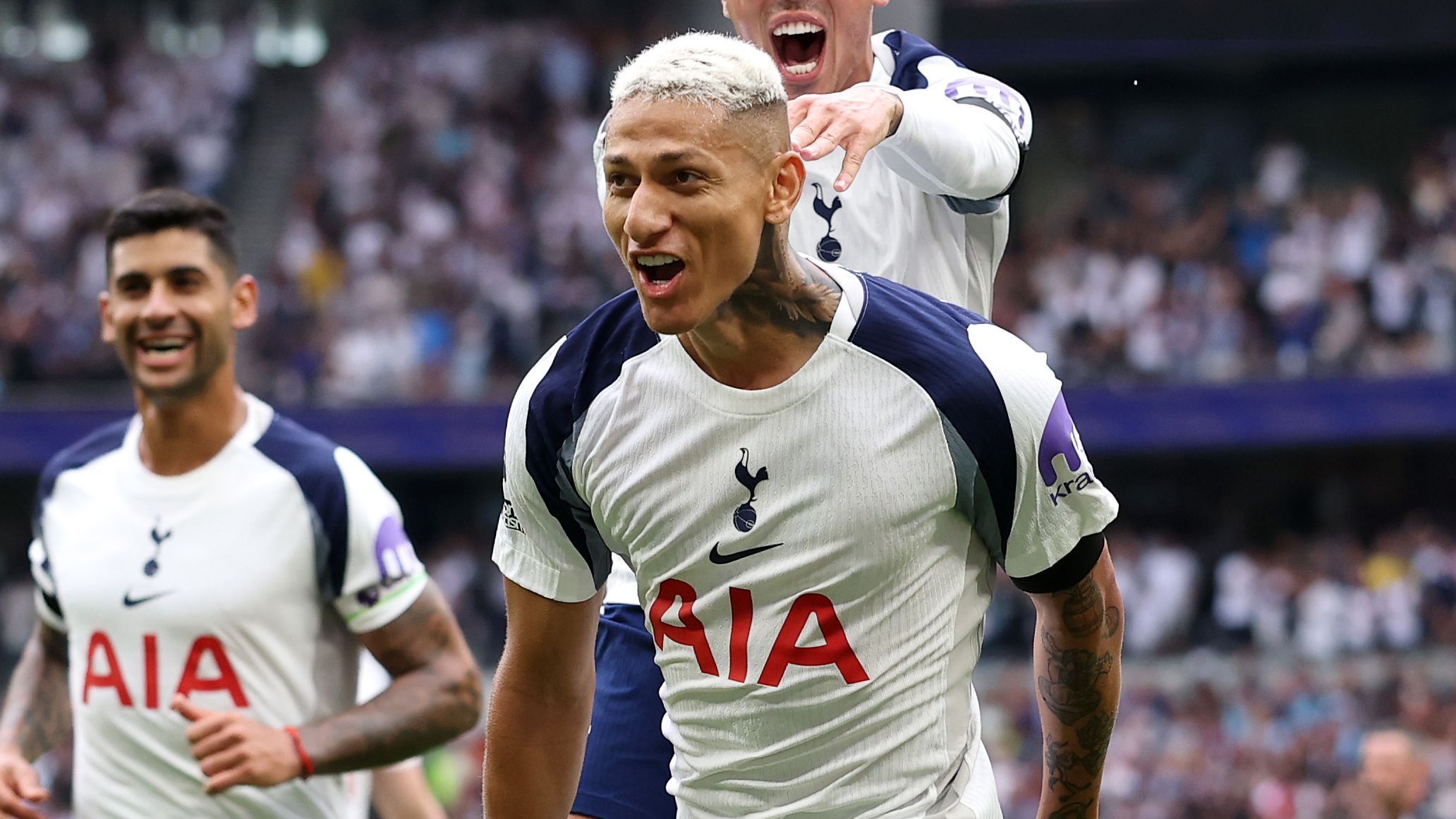 Tottenham Hotspur v Burnley - Premier League