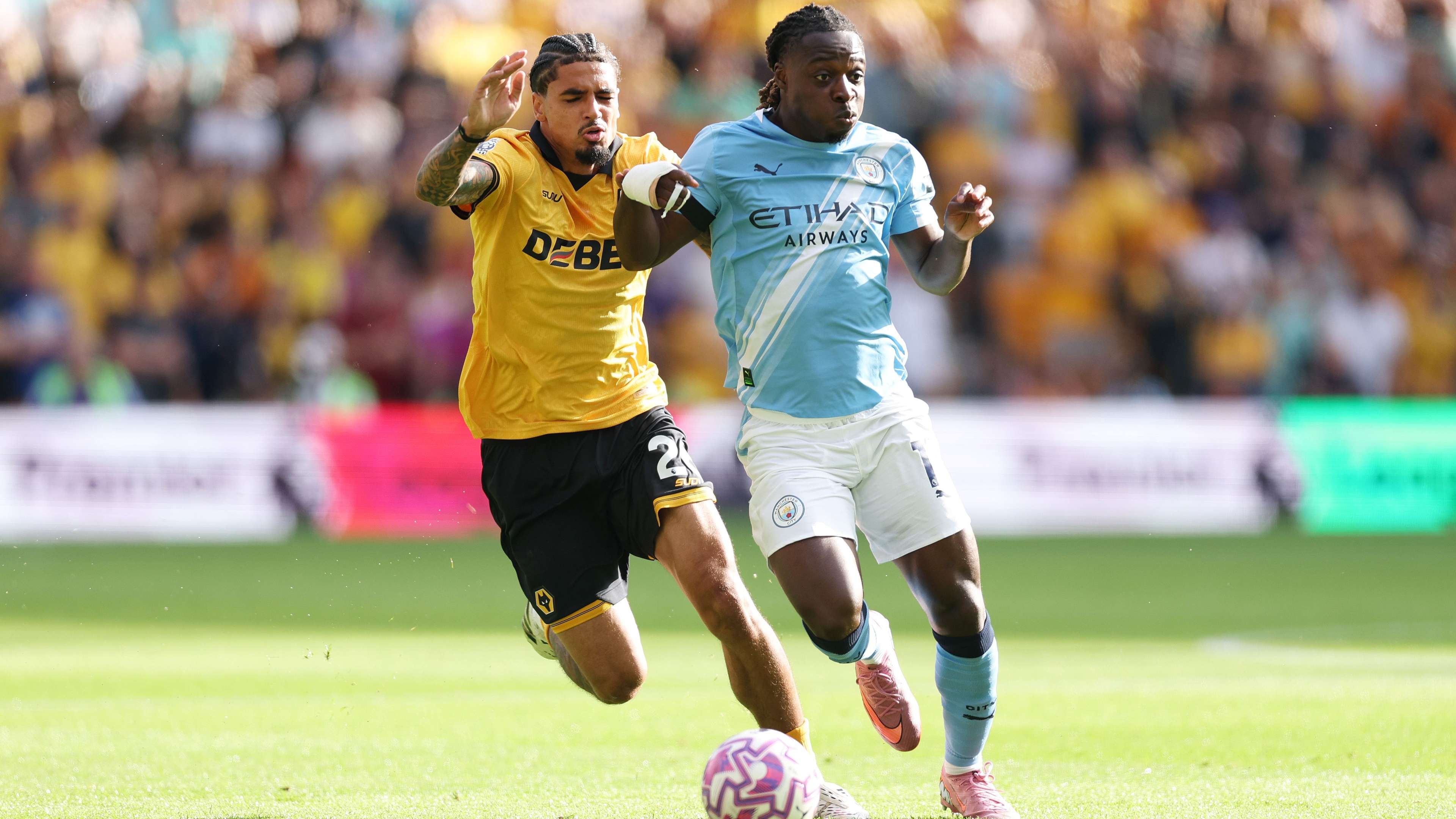 Wolverhampton Wanderers v Manchester City - Premier League