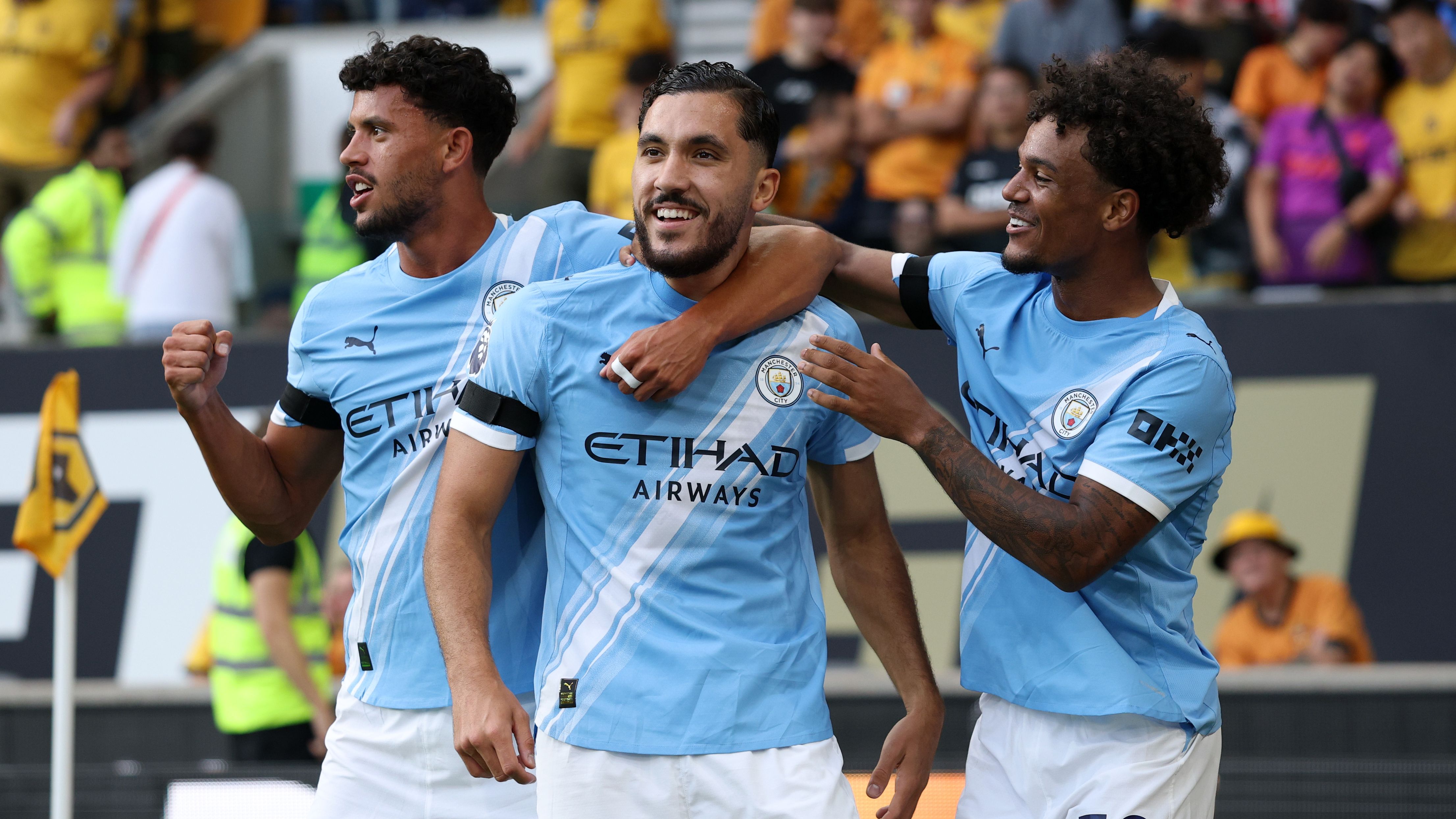 Wolverhampton Wanderers v Manchester City - Premier League