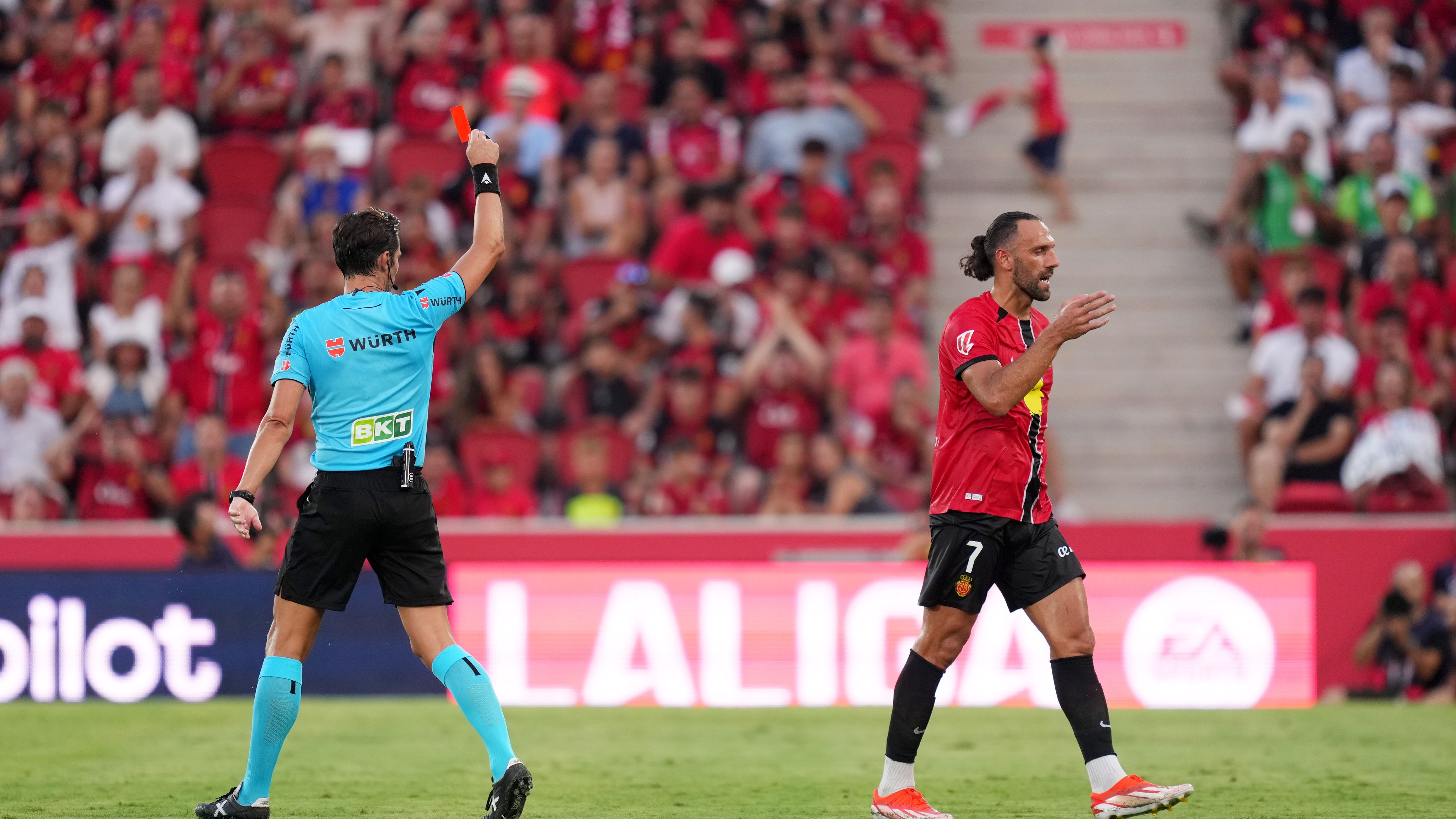 RCD Mallorca v FC Barcelona - LaLiga EA Sports