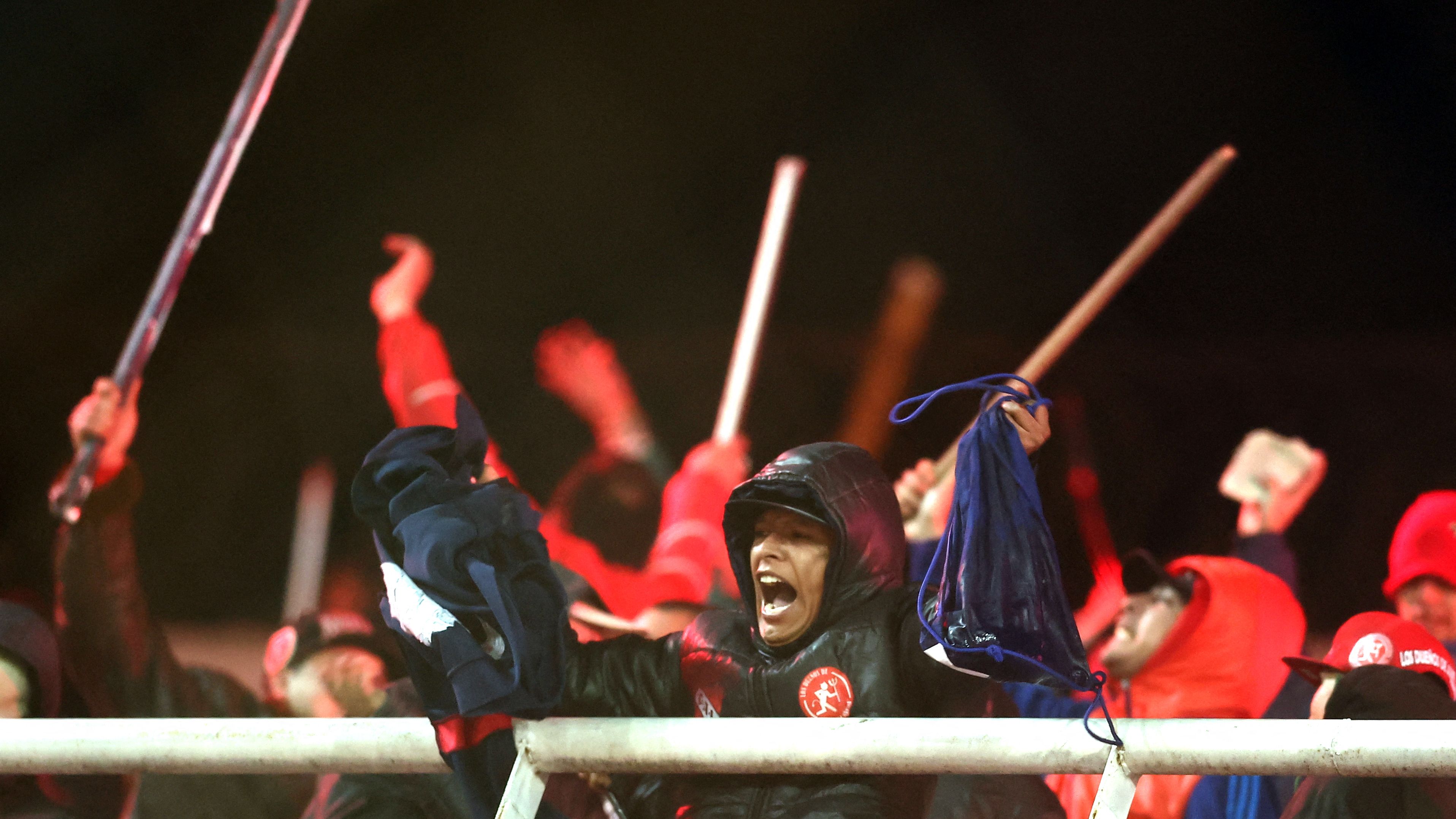 FBL-SUDAMERICANA-INDEPENDIENTE-UCHILE-FANS