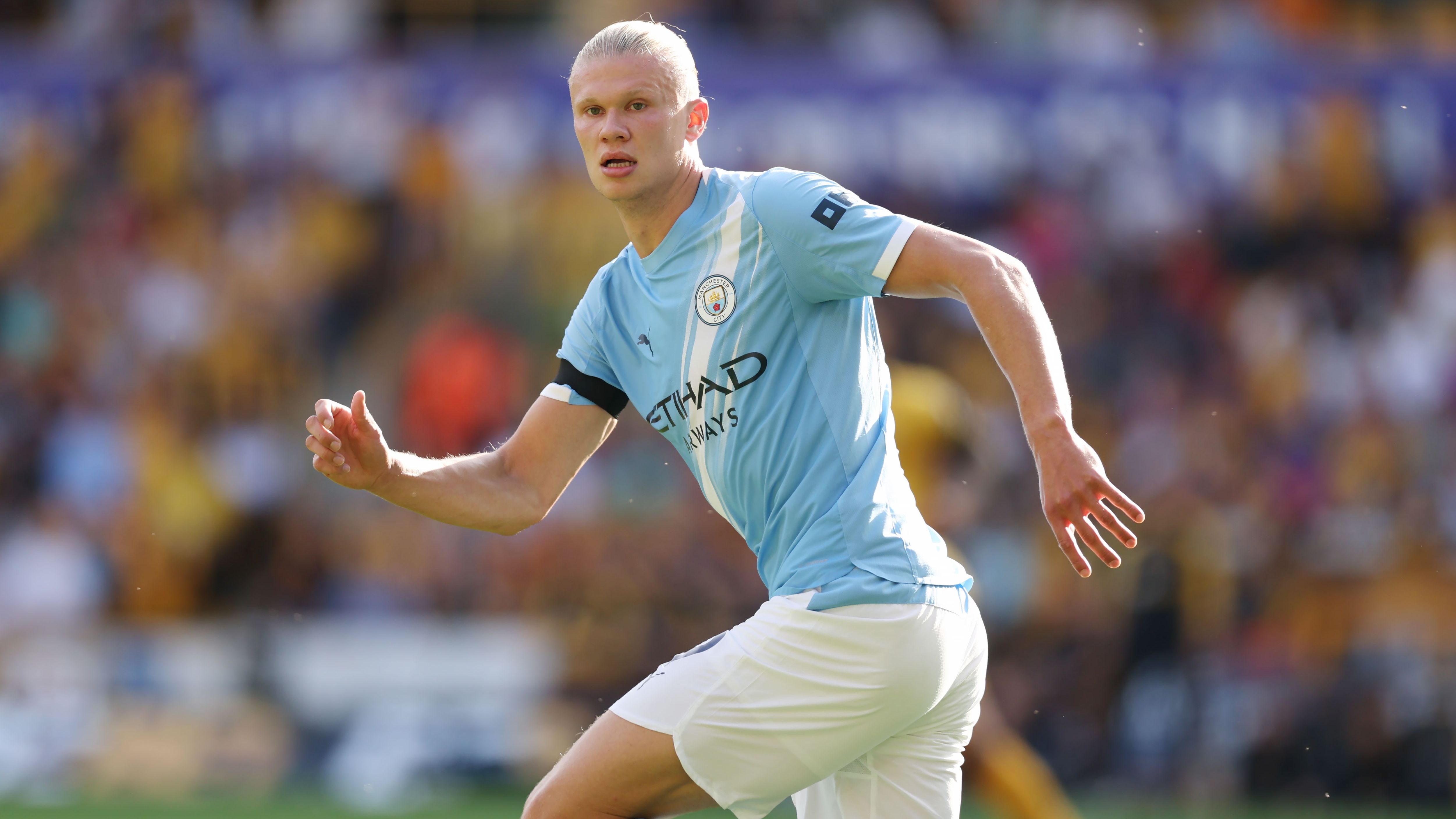 Wolverhampton Wanderers v Manchester City - Premier League