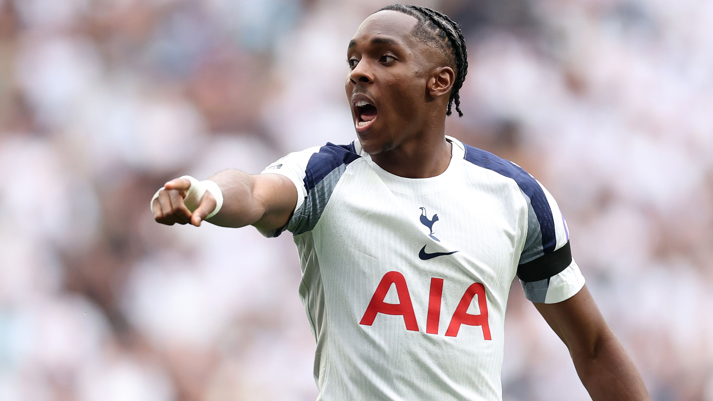 Tottenham Hotspur v Burnley - Premier League