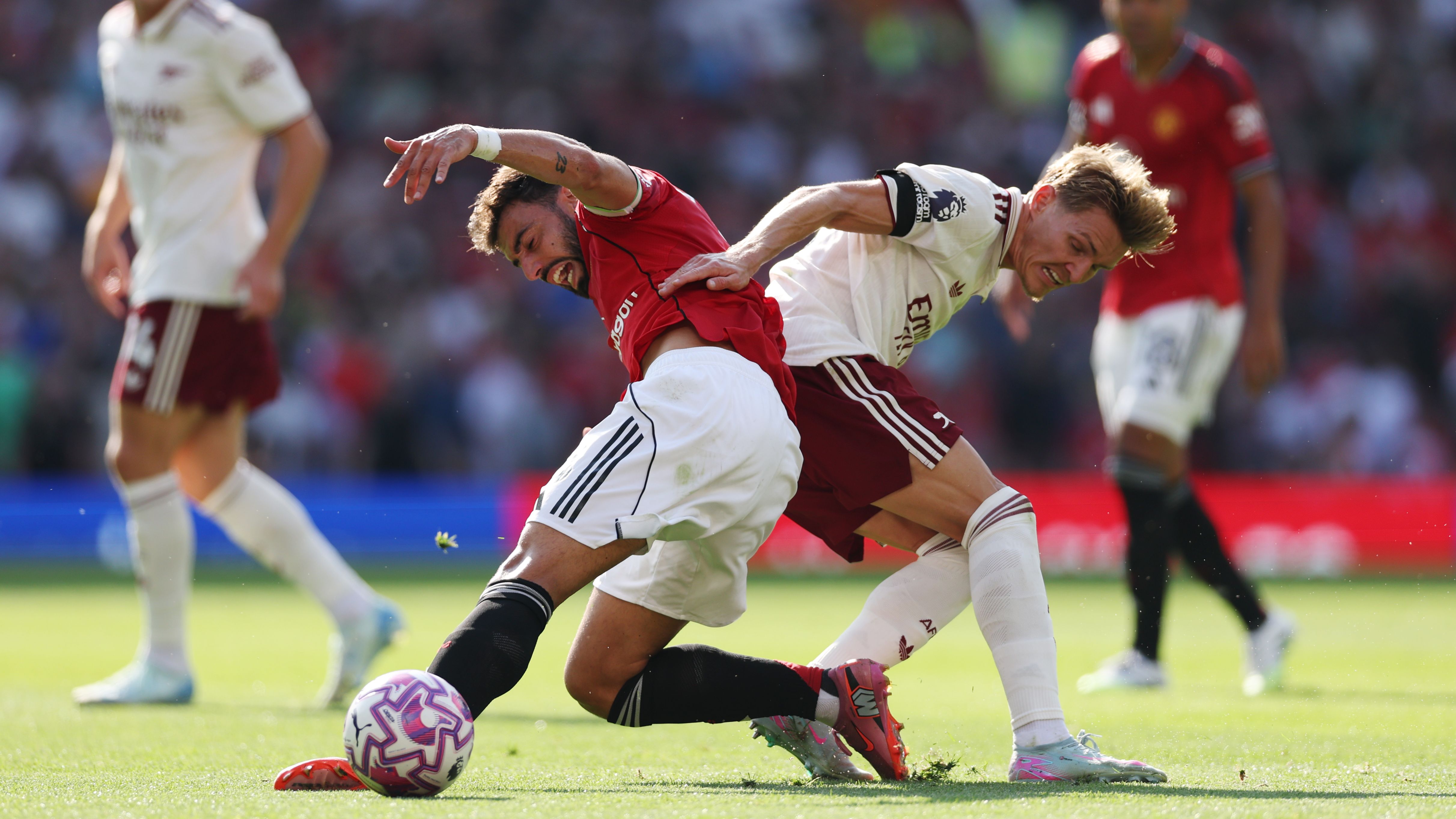 Manchester United v Arsenal - Premier League
