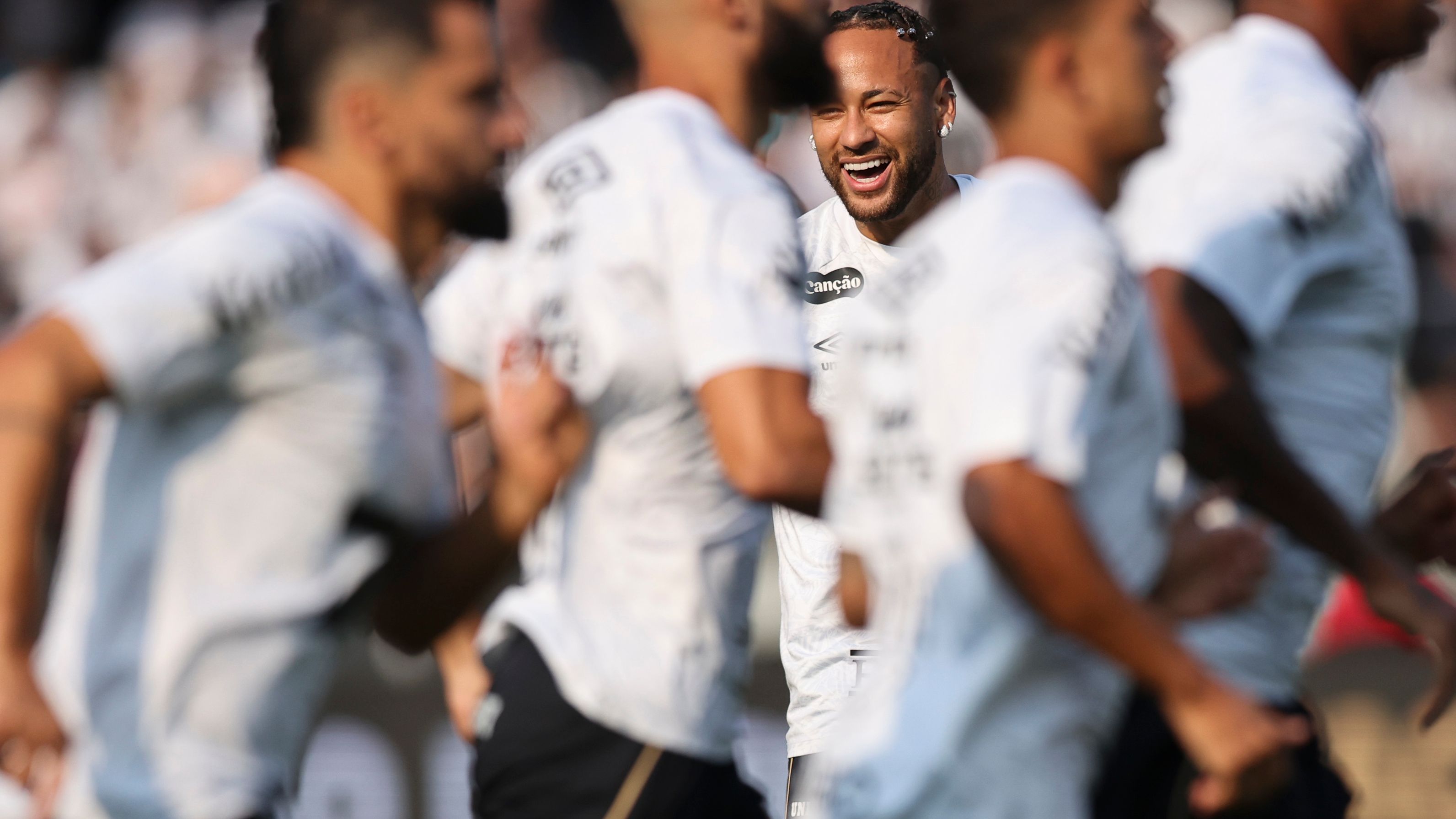 Santos v Vasco Da Gama - Brasileirao 2025