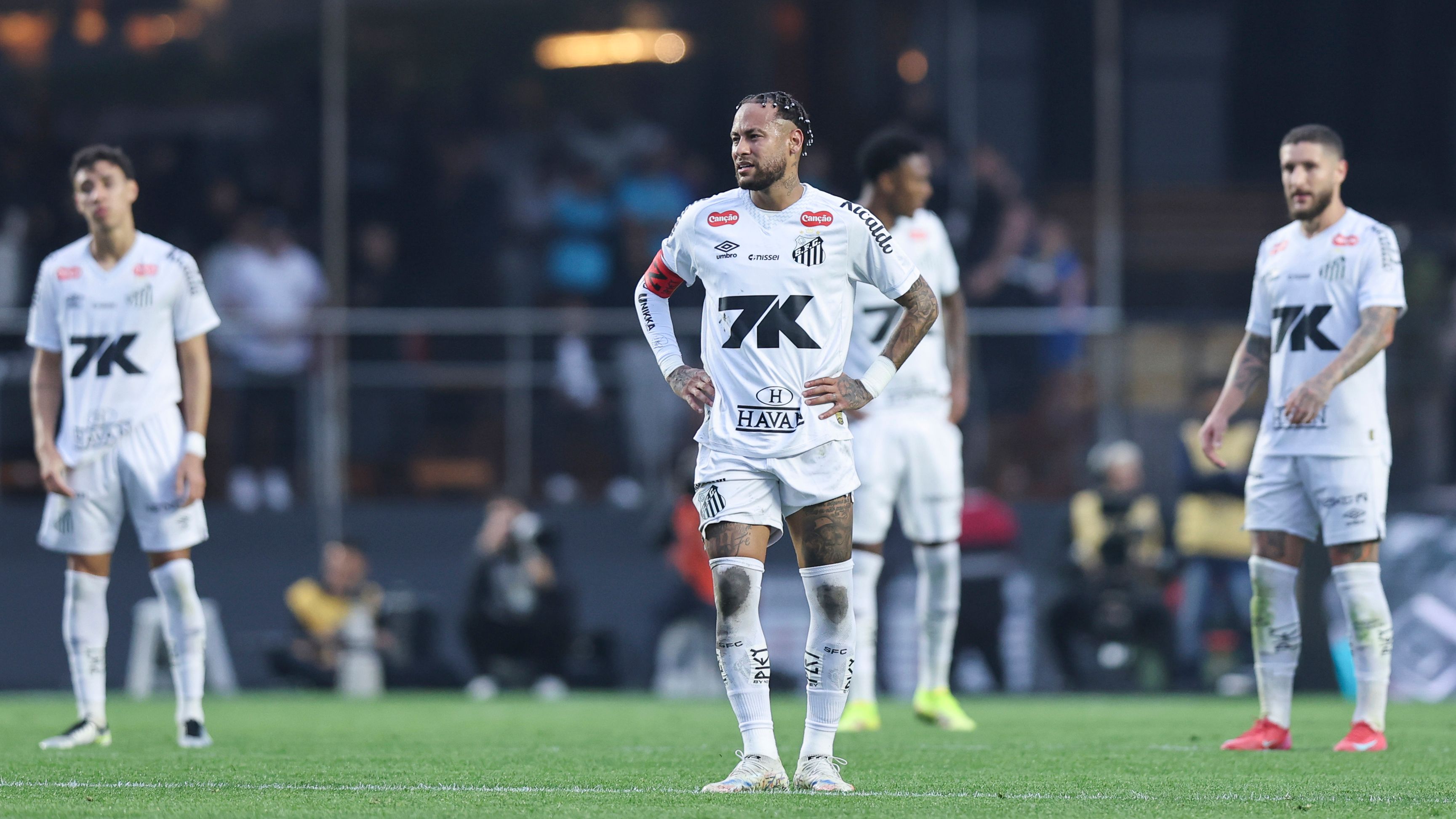 Santos v Vasco Da Gama - Brasileirao 2025