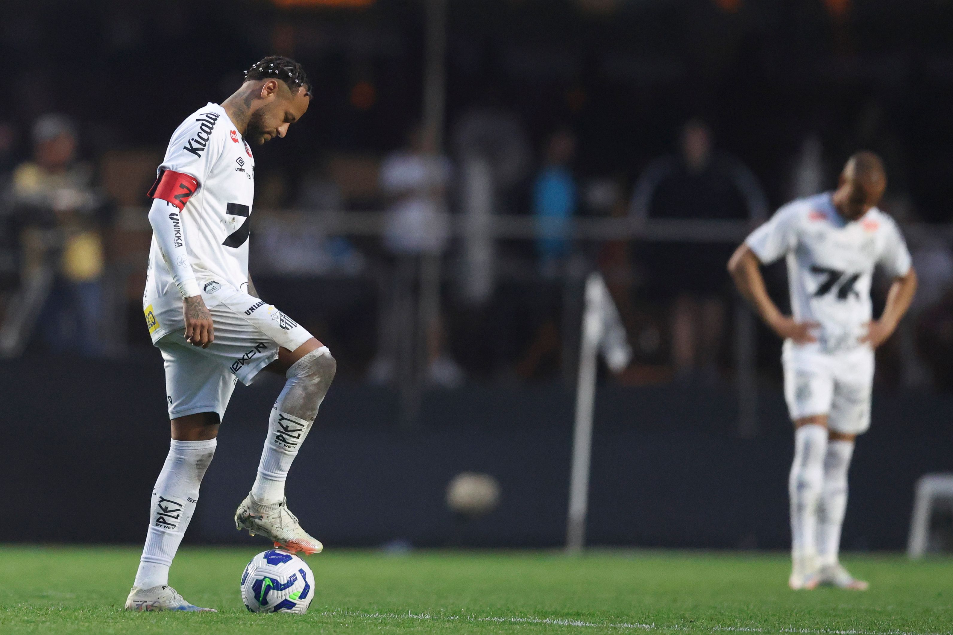 Santos v Vasco Da Gama - Brasileirao 2025