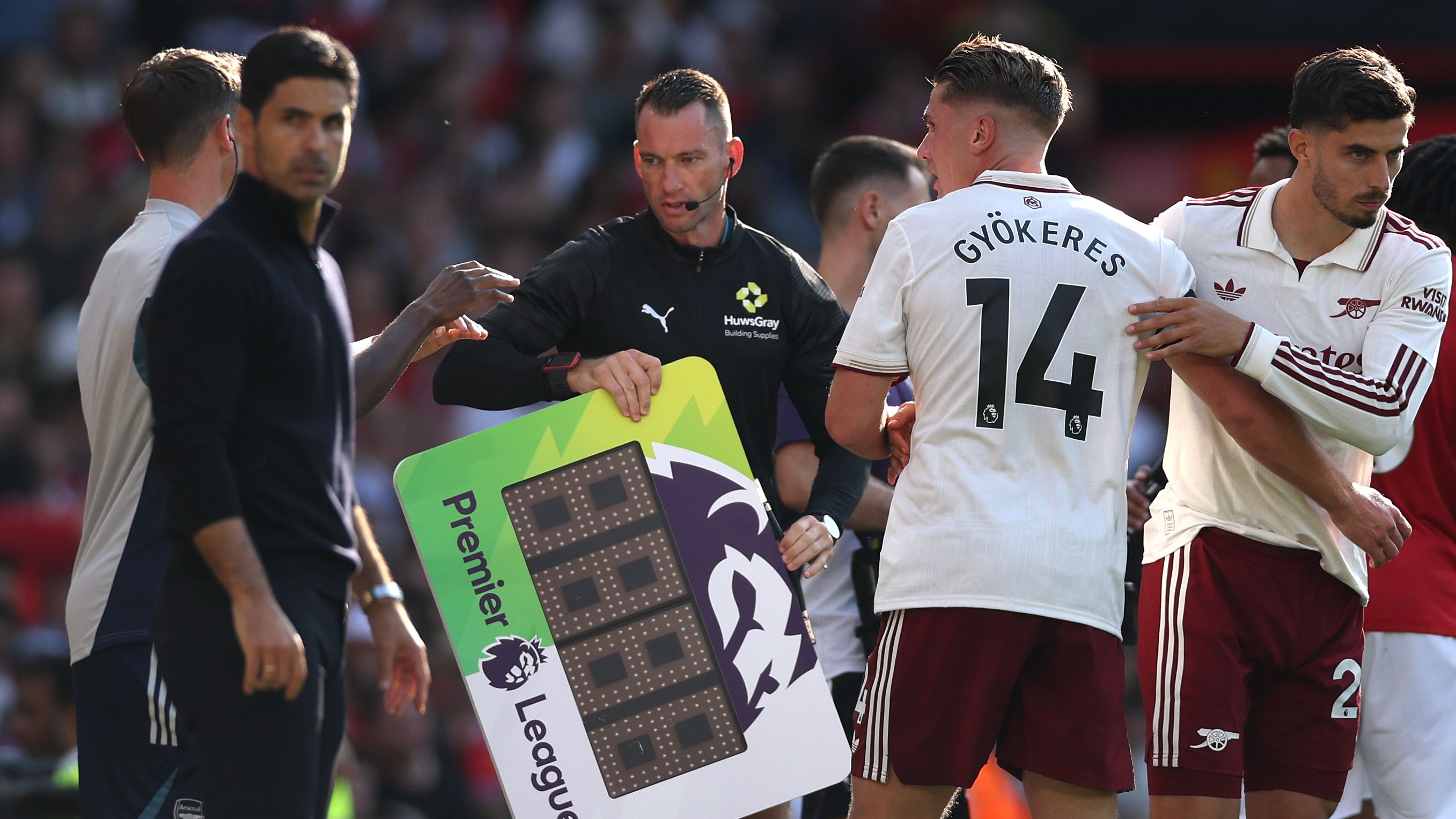 Manchester United v Arsenal - Premier League