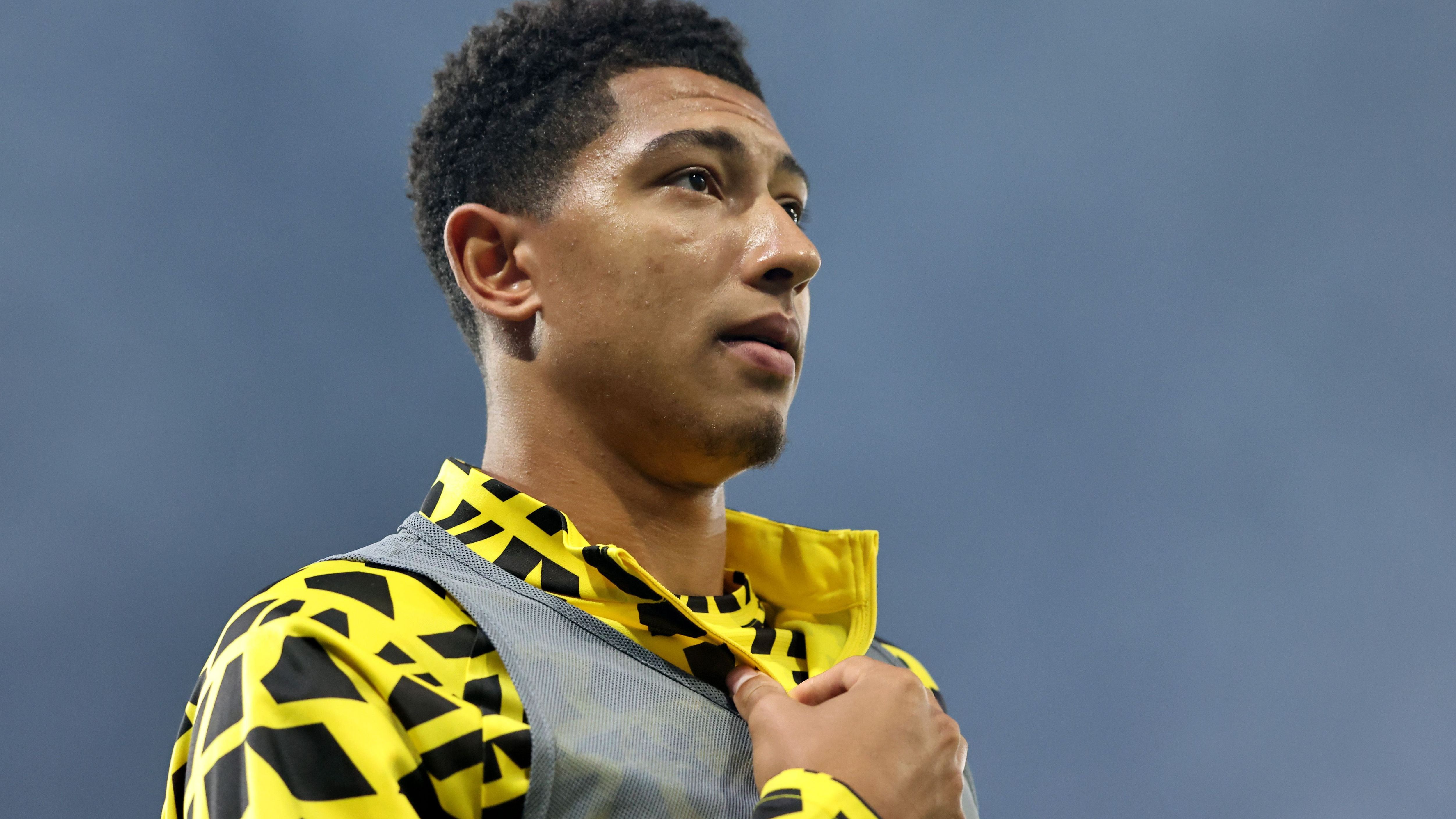 Rot-Weiss Essen v Borussia Dortmund - DFB Cup: Round One