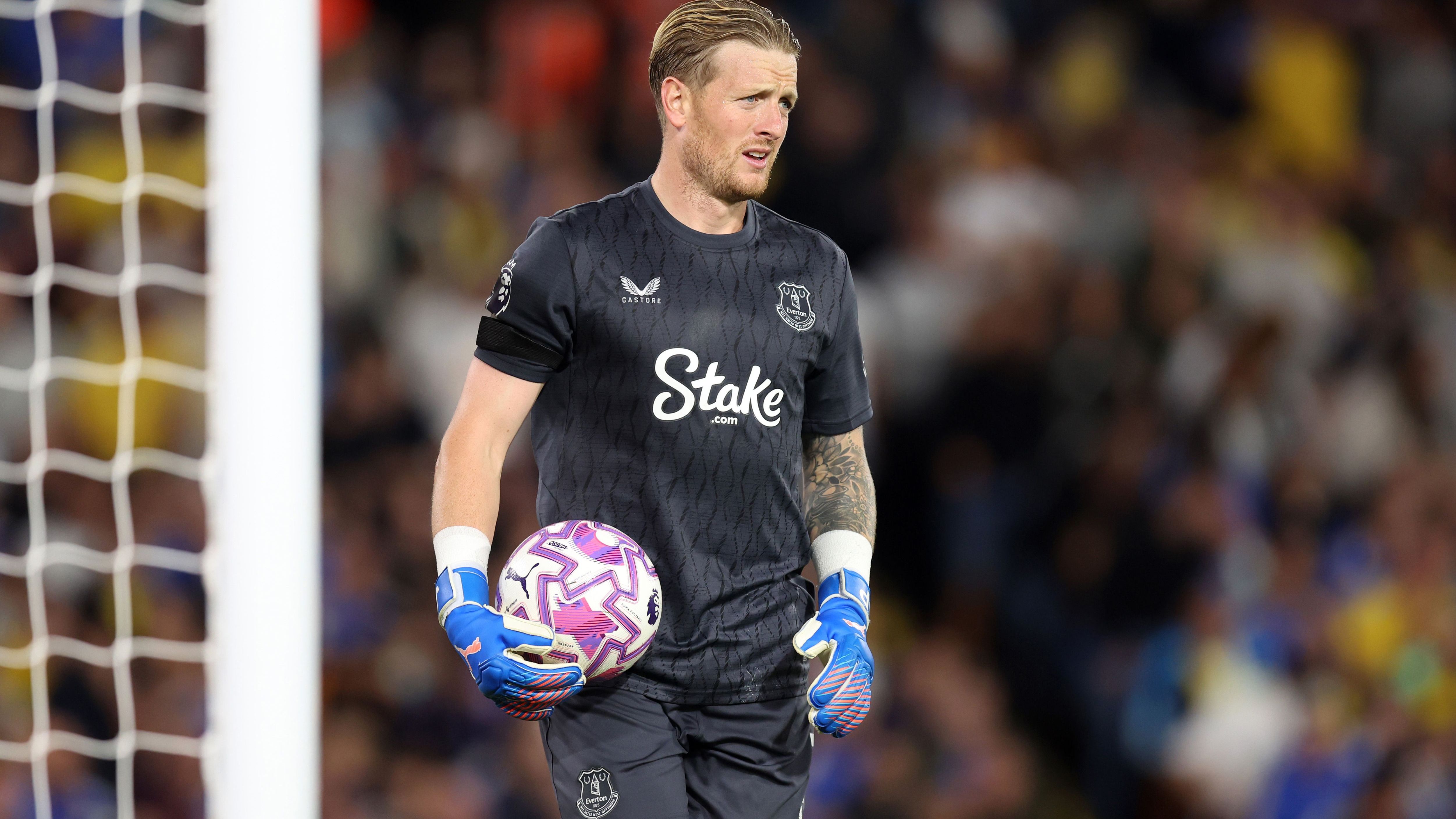 Leeds United v Everton - Premier League