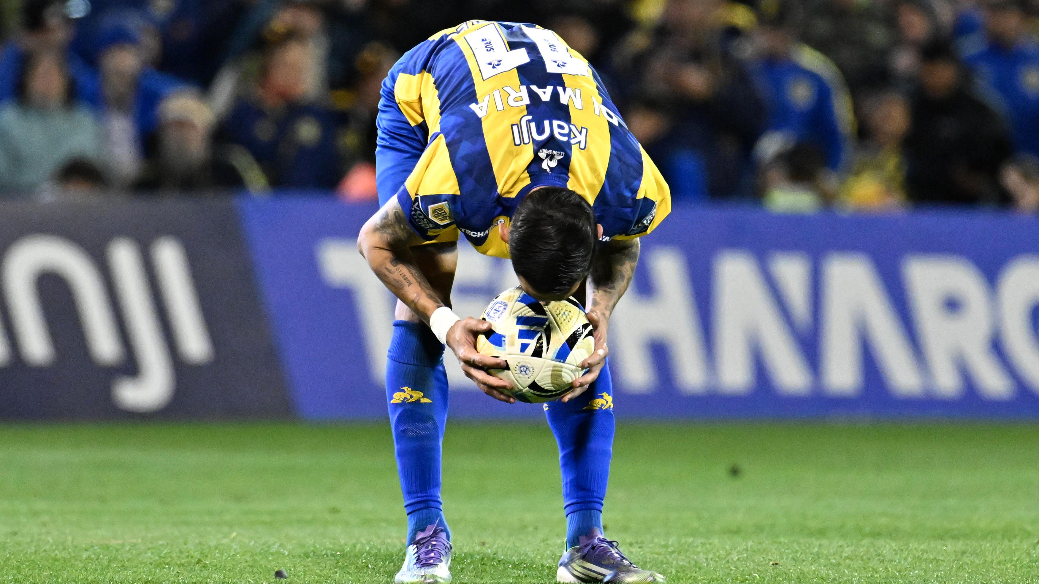 Rosario Central v Newell's Old Boys - Torneo Clausura Betano 2025