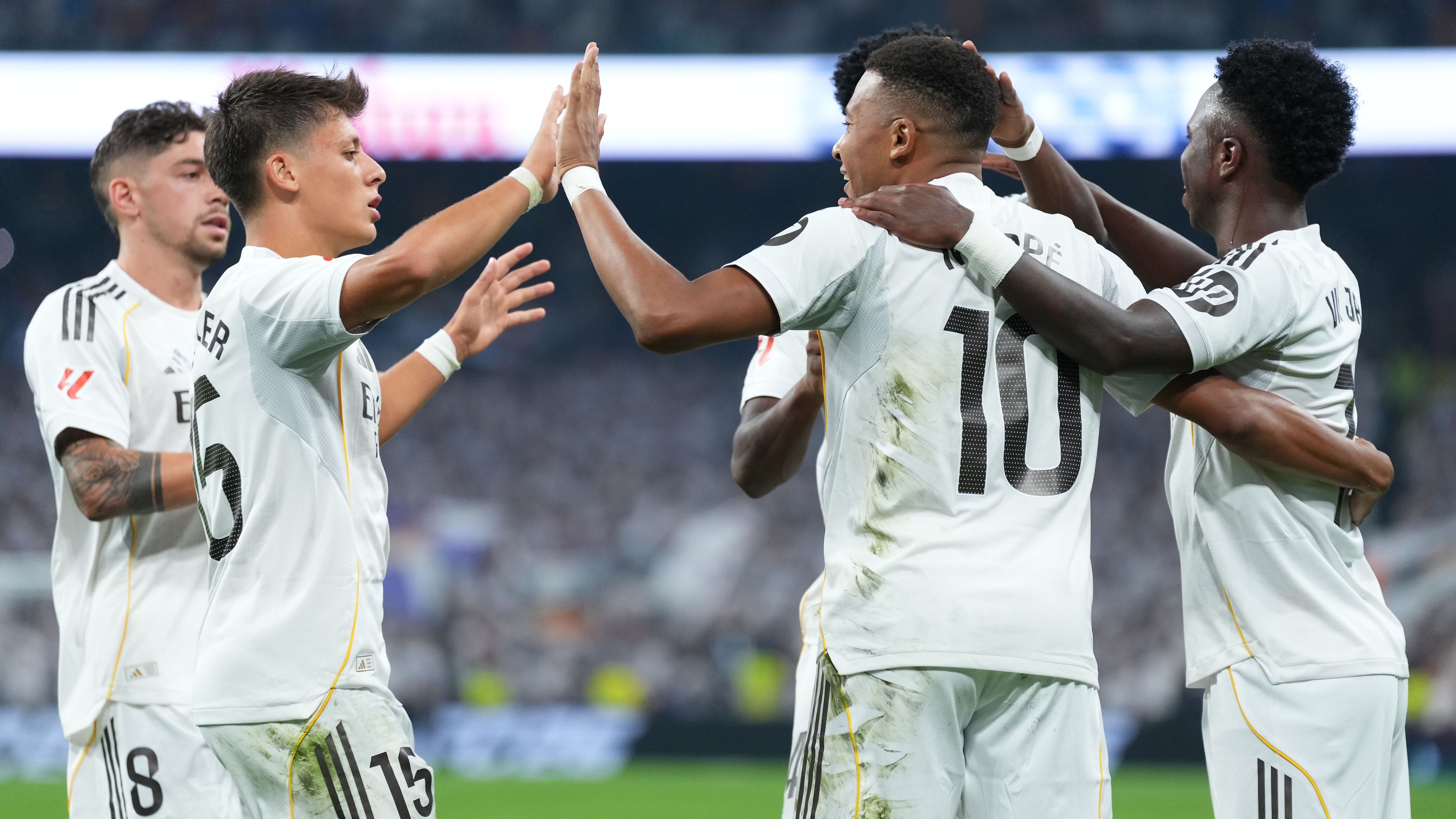 Real Madrid CF v CA Osasuna - LaLiga EA Sports