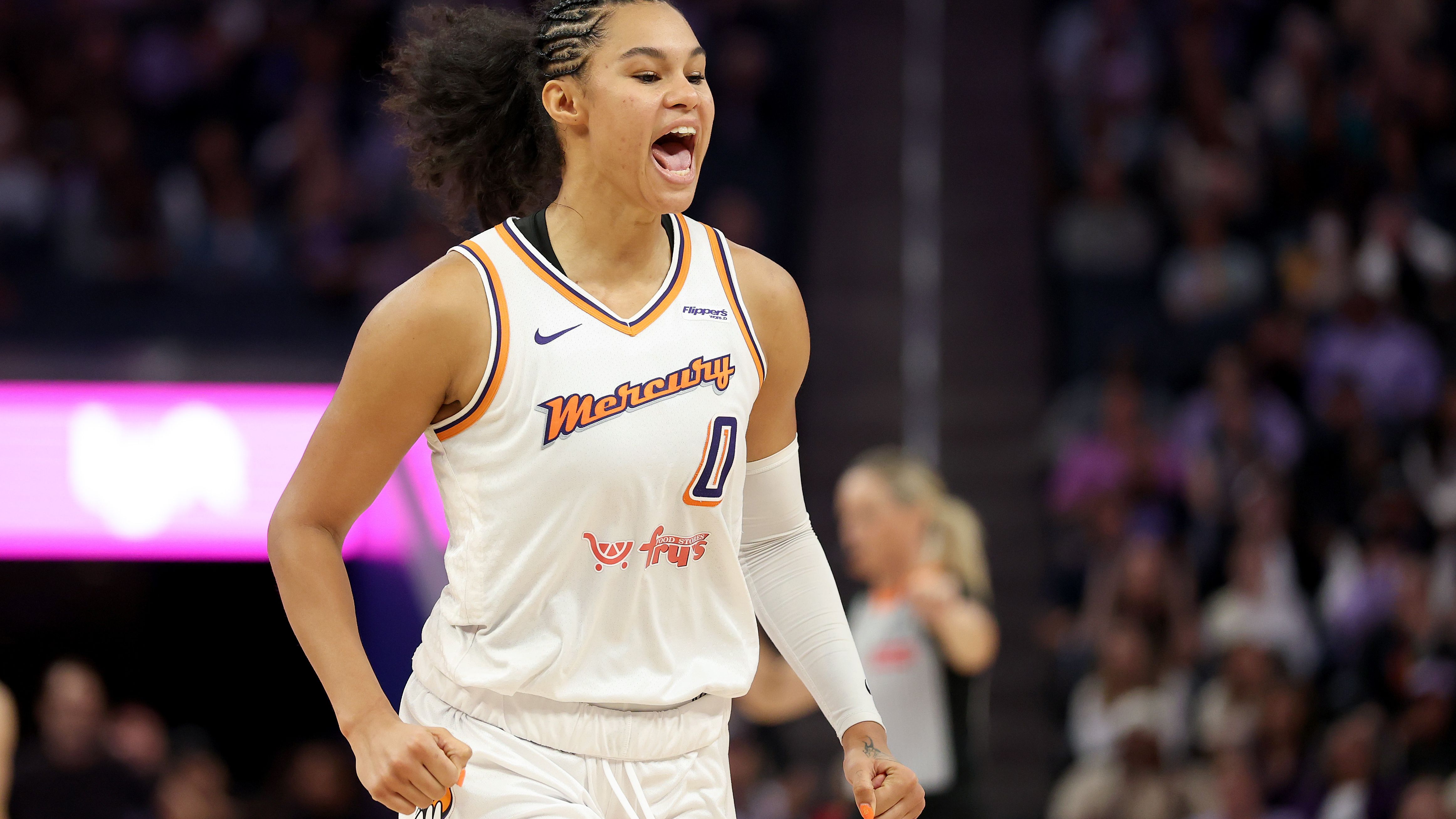 Phoenix Mercury v Golden State Valkyries