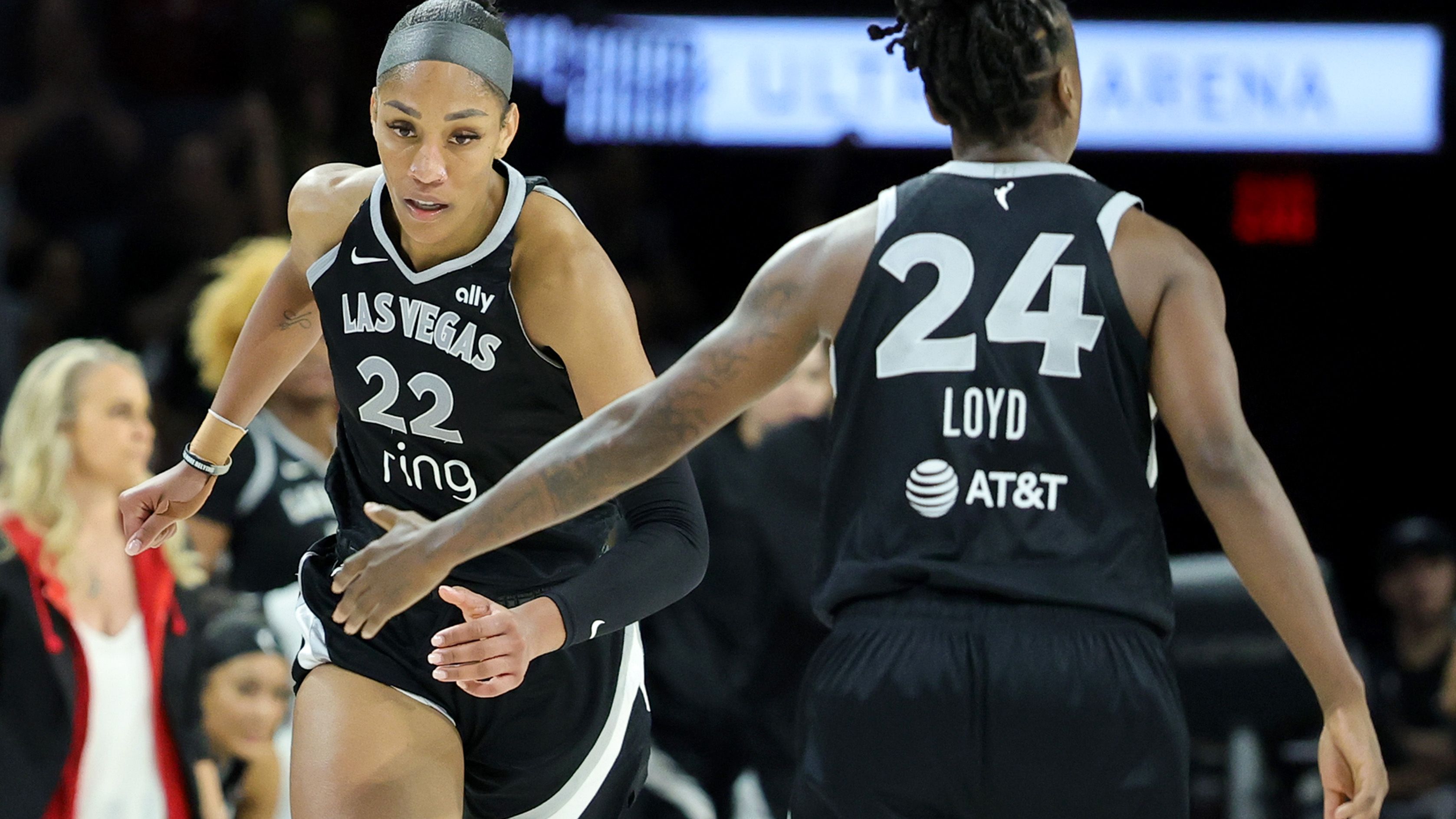 Atlanta Dream v Las Vegas Aces