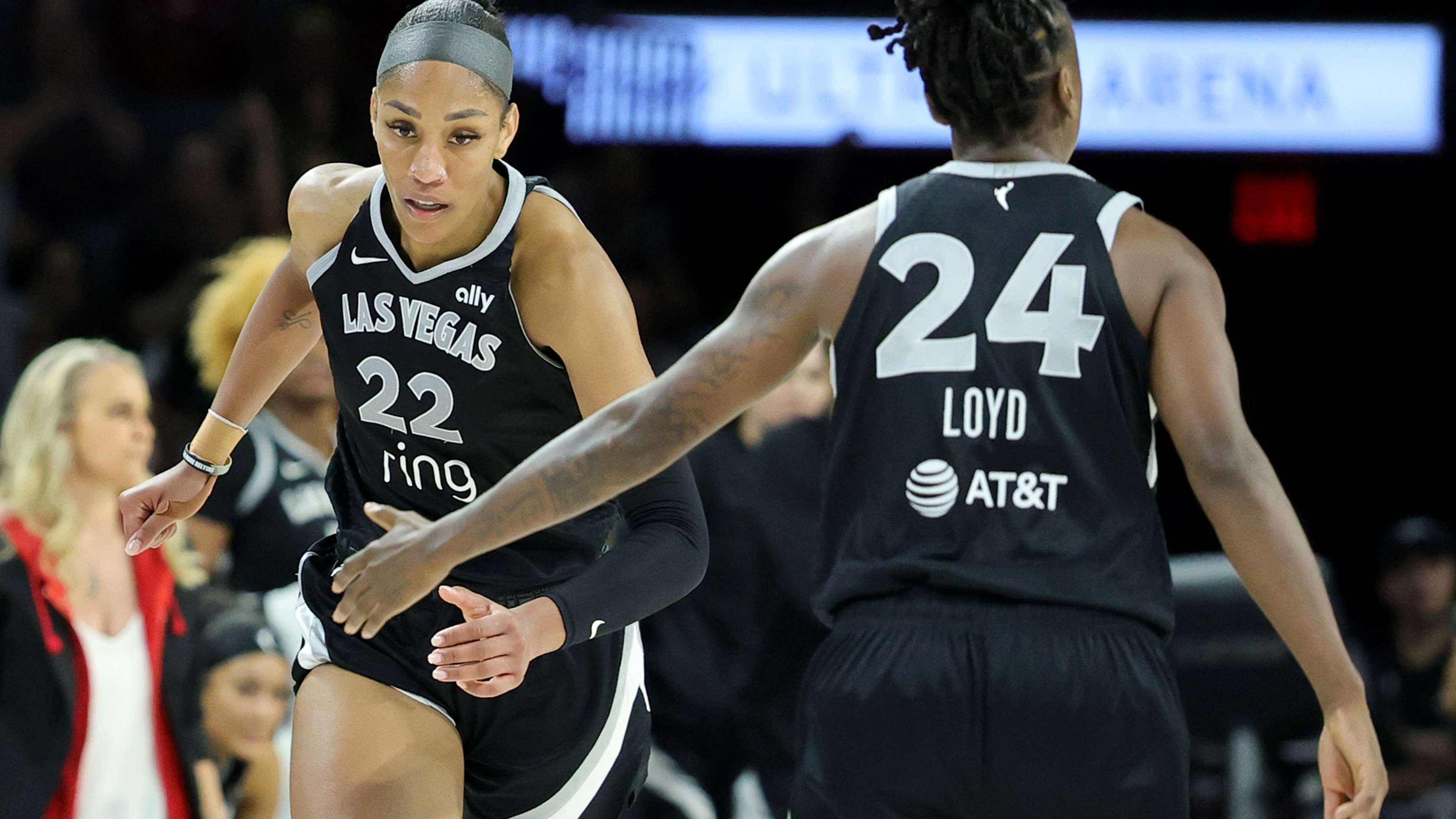 Atlanta Dream v Las Vegas Aces