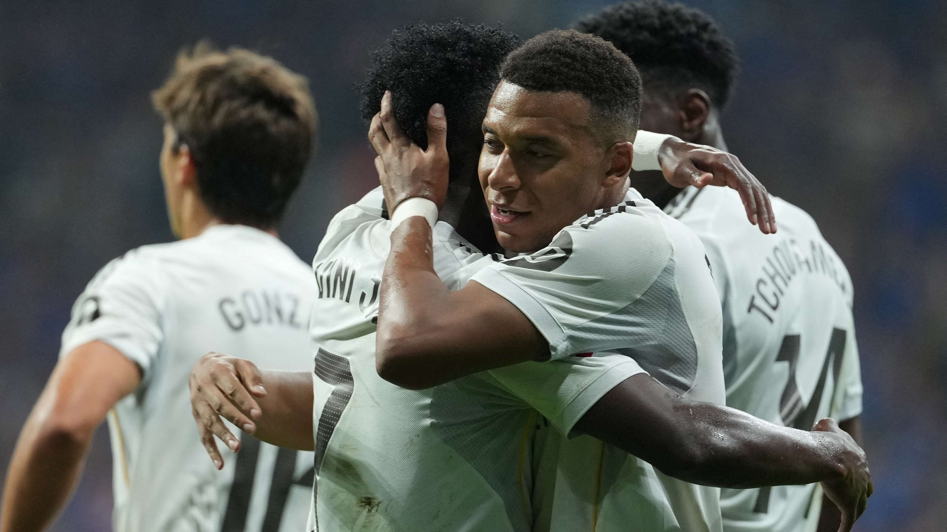 TOPSHOT-FBL-ESP-LIGA-OVIEDO-REAL MADRID