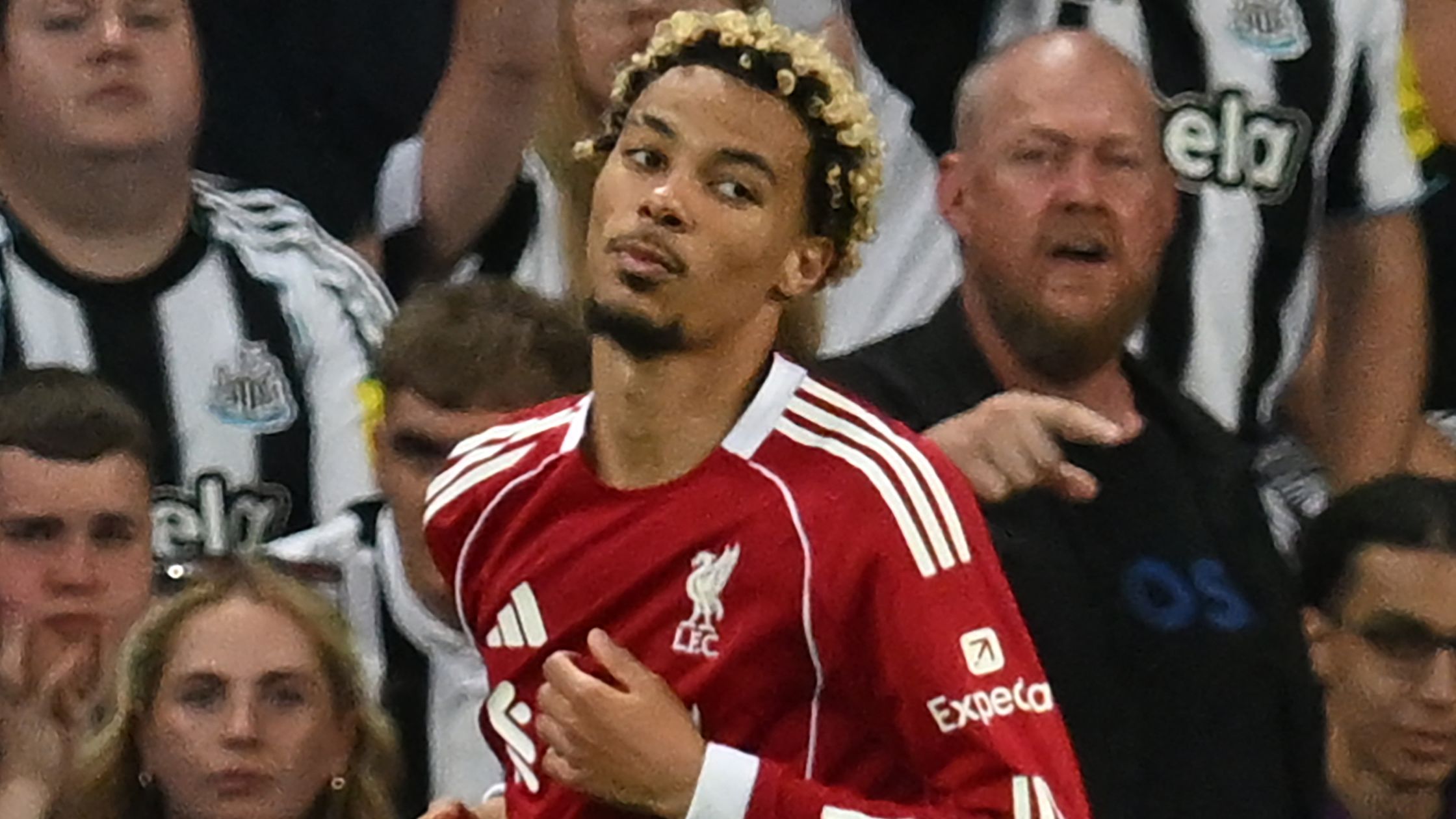 FBL-ENG-PR-NEWCASTLE-LIVERPOOL