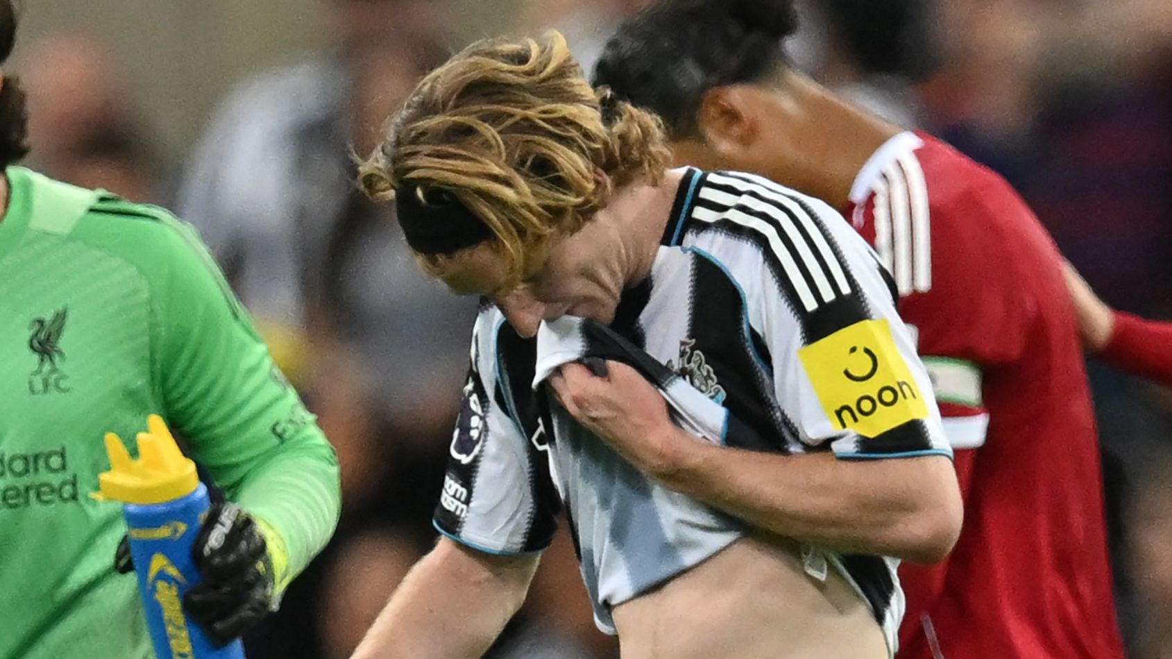 FBL-ENG-PR-NEWCASTLE-LIVERPOOL