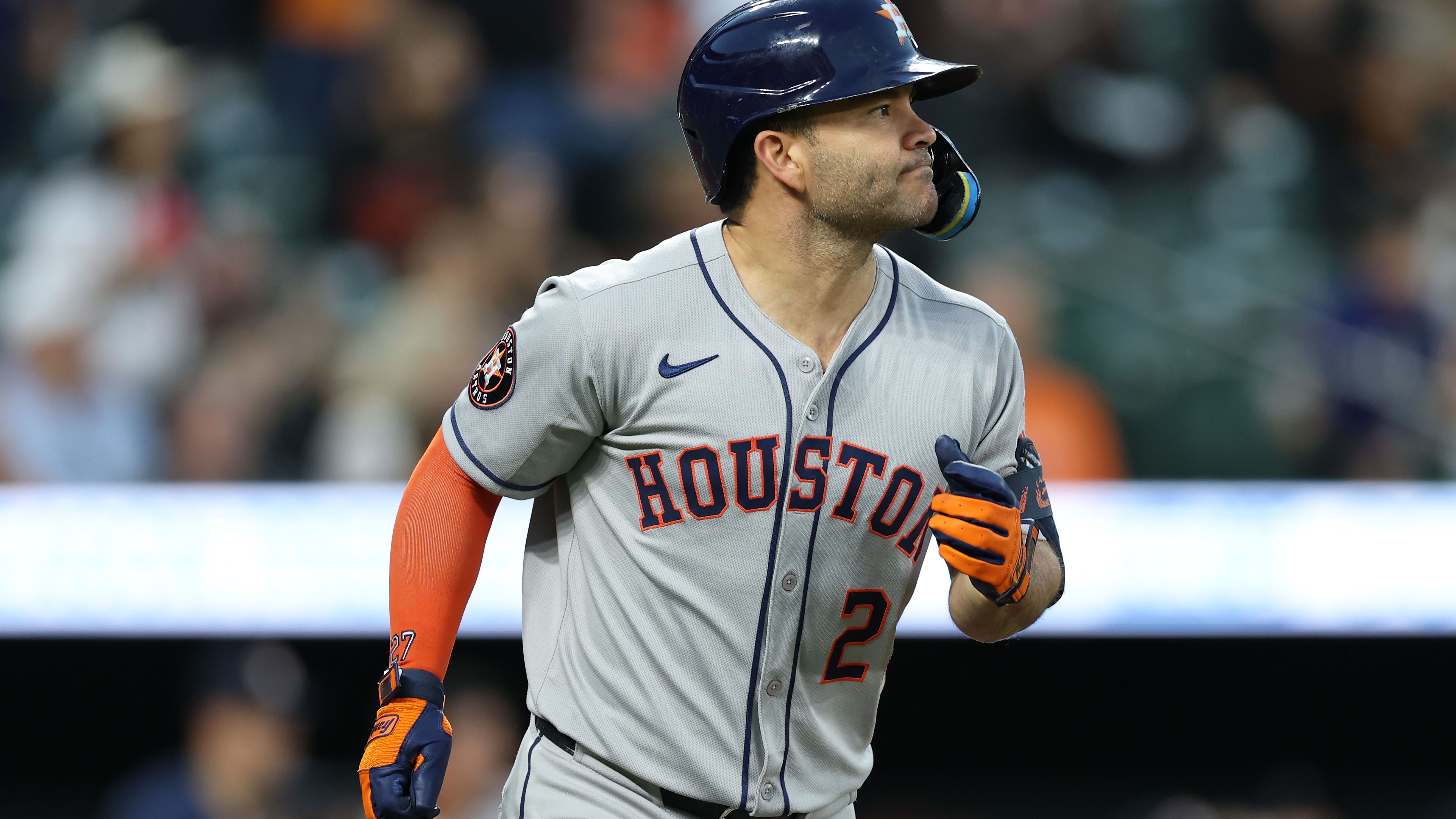 Houston Astros v Baltimore Orioles