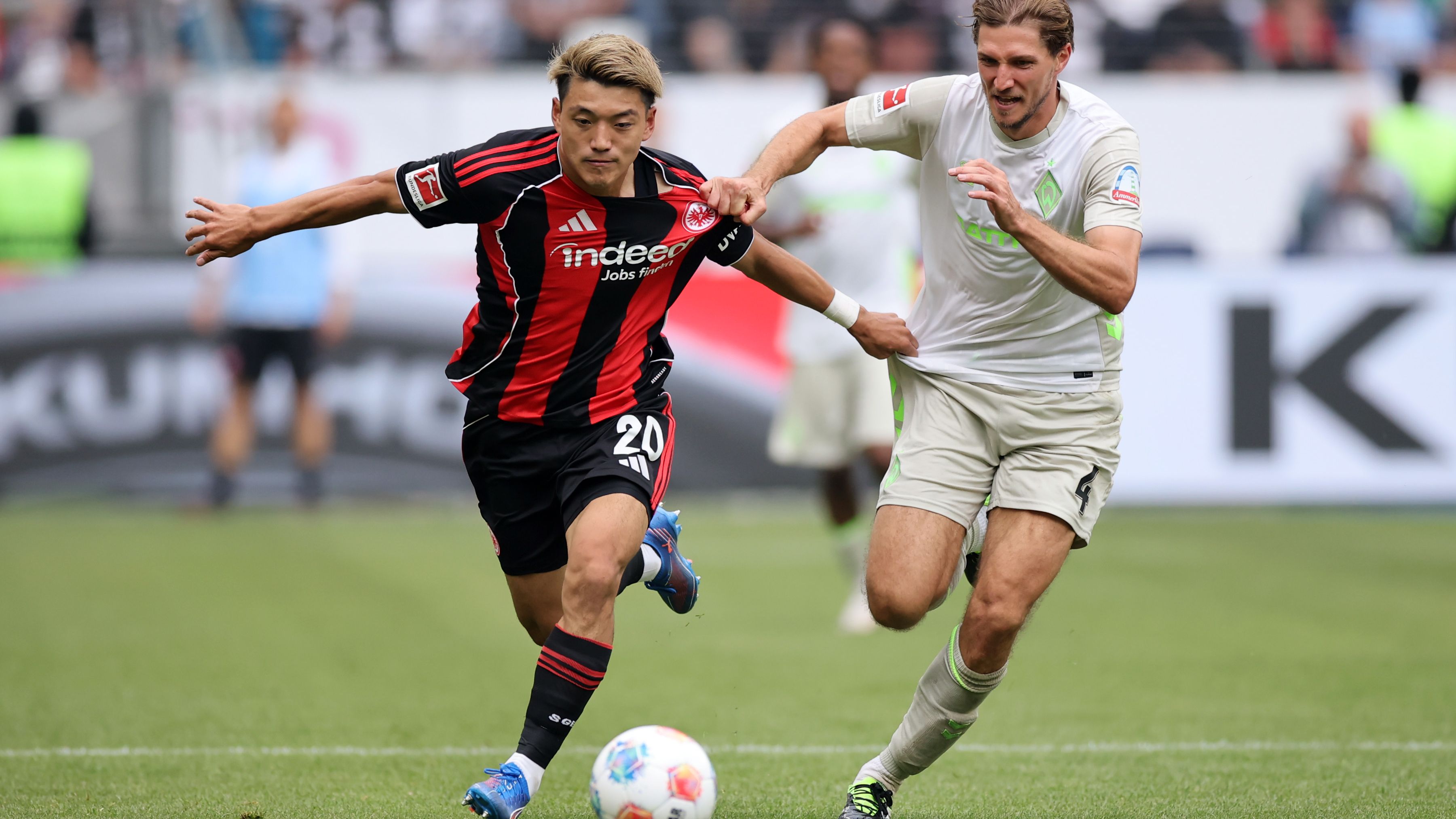 Eintracht Frankfurt v SV Werder Bremen - Bundesliga