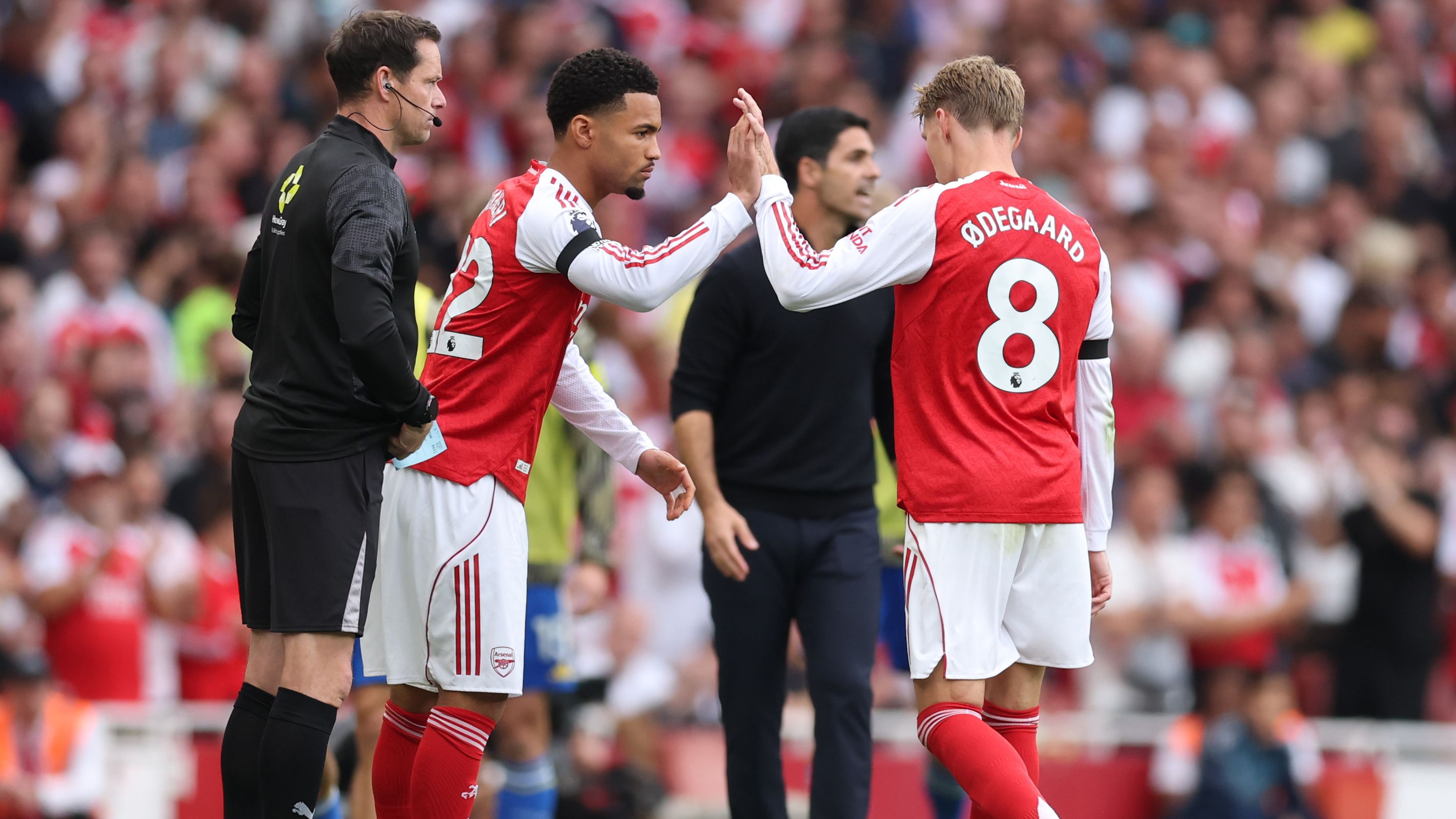 Arsenal v Leeds United - Premier League