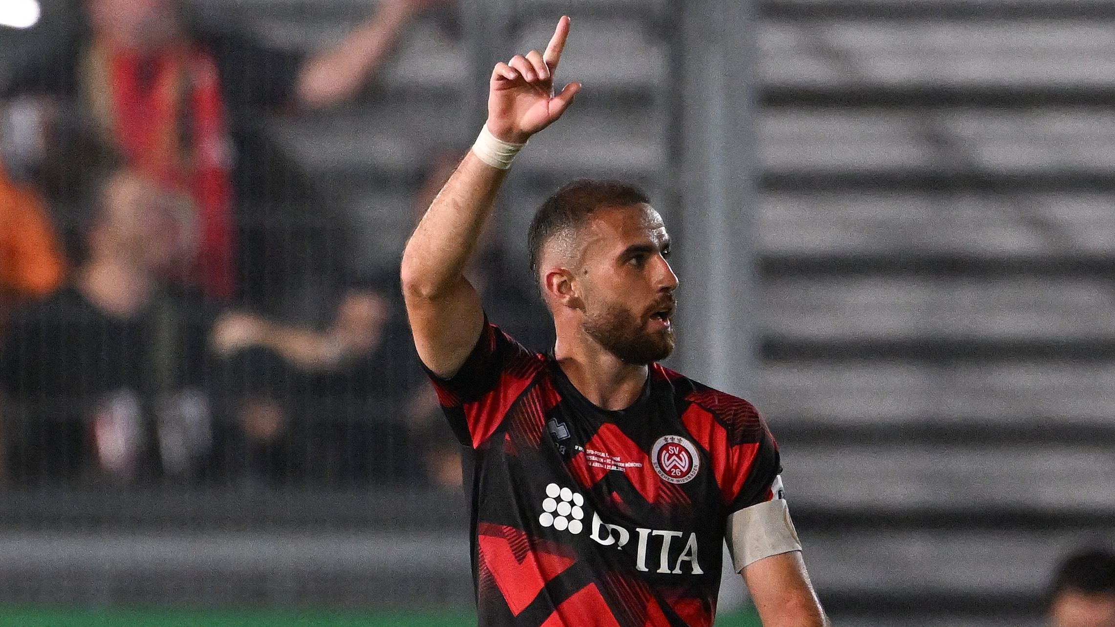 FBL-GER-CUP-WIESBADEN-BAYERN MUNICH