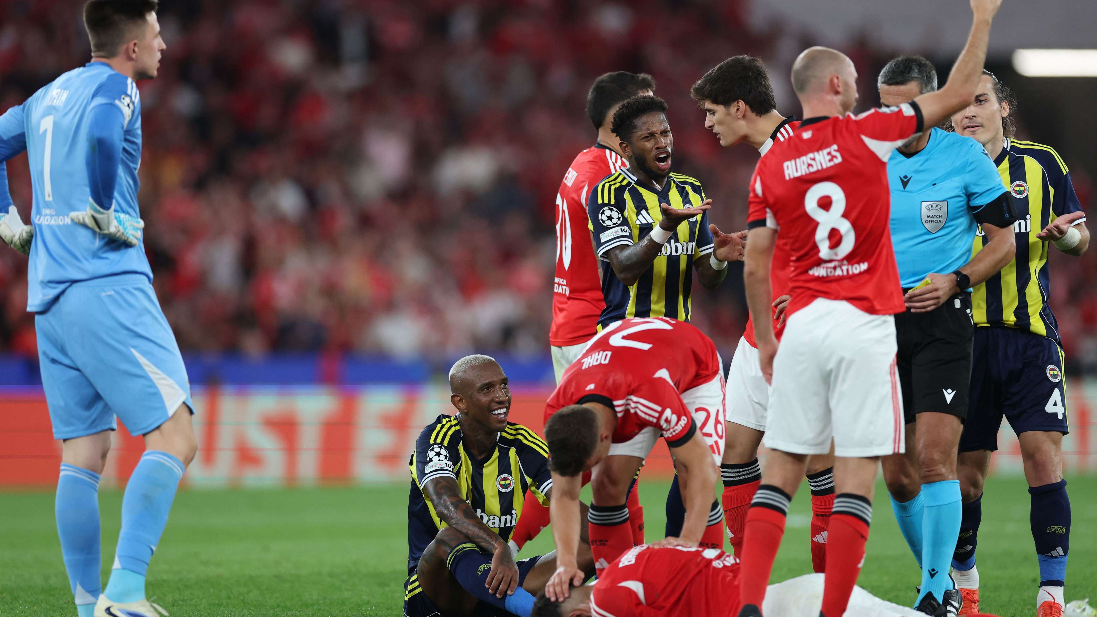 FBL-EUR-C1-PLAY OFF-BENFICA-FENERBAHCE