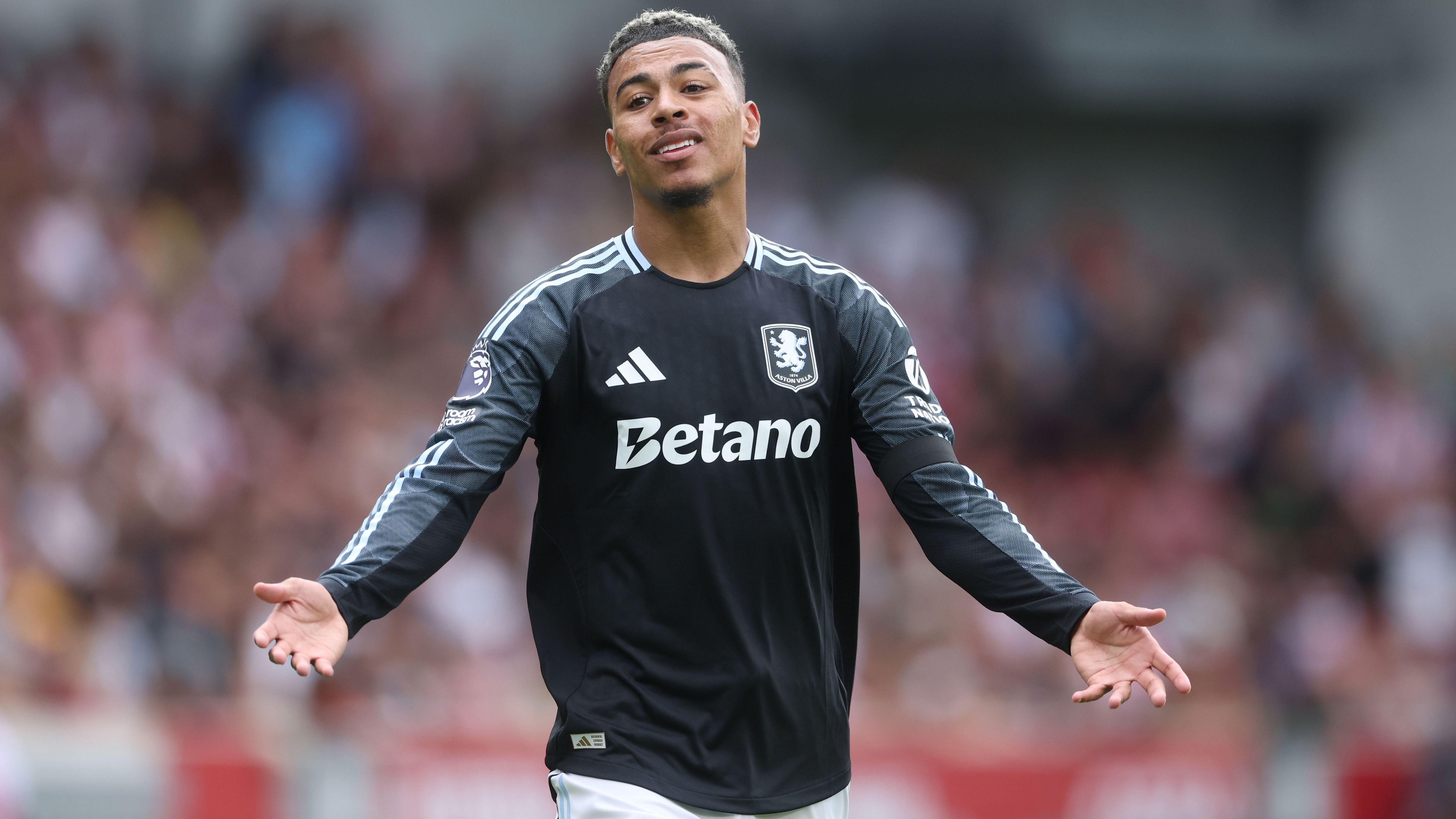 Brentford v Aston Villa - Premier League