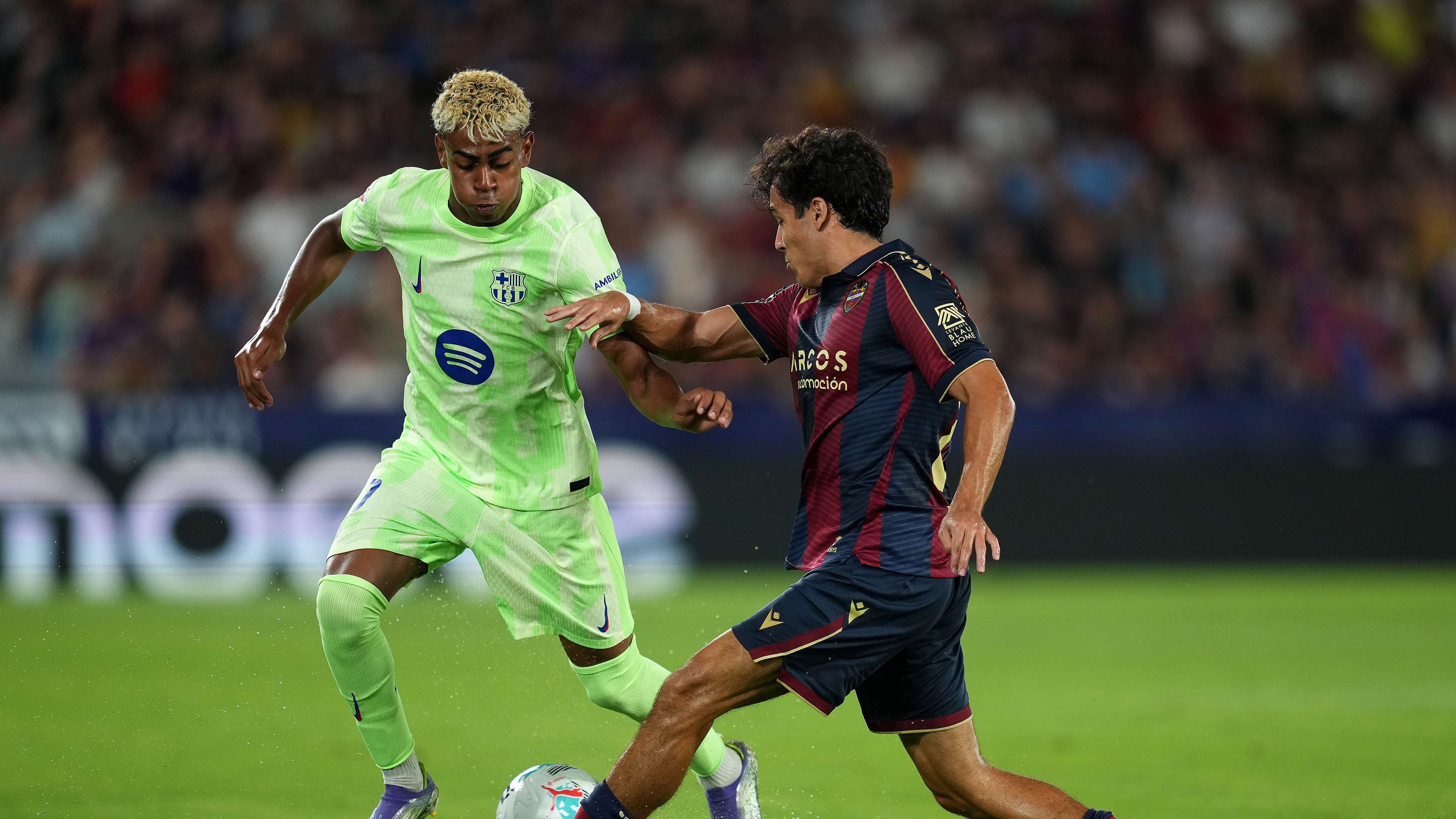 Levante UD v FC Barcelona - LaLiga EA Sports