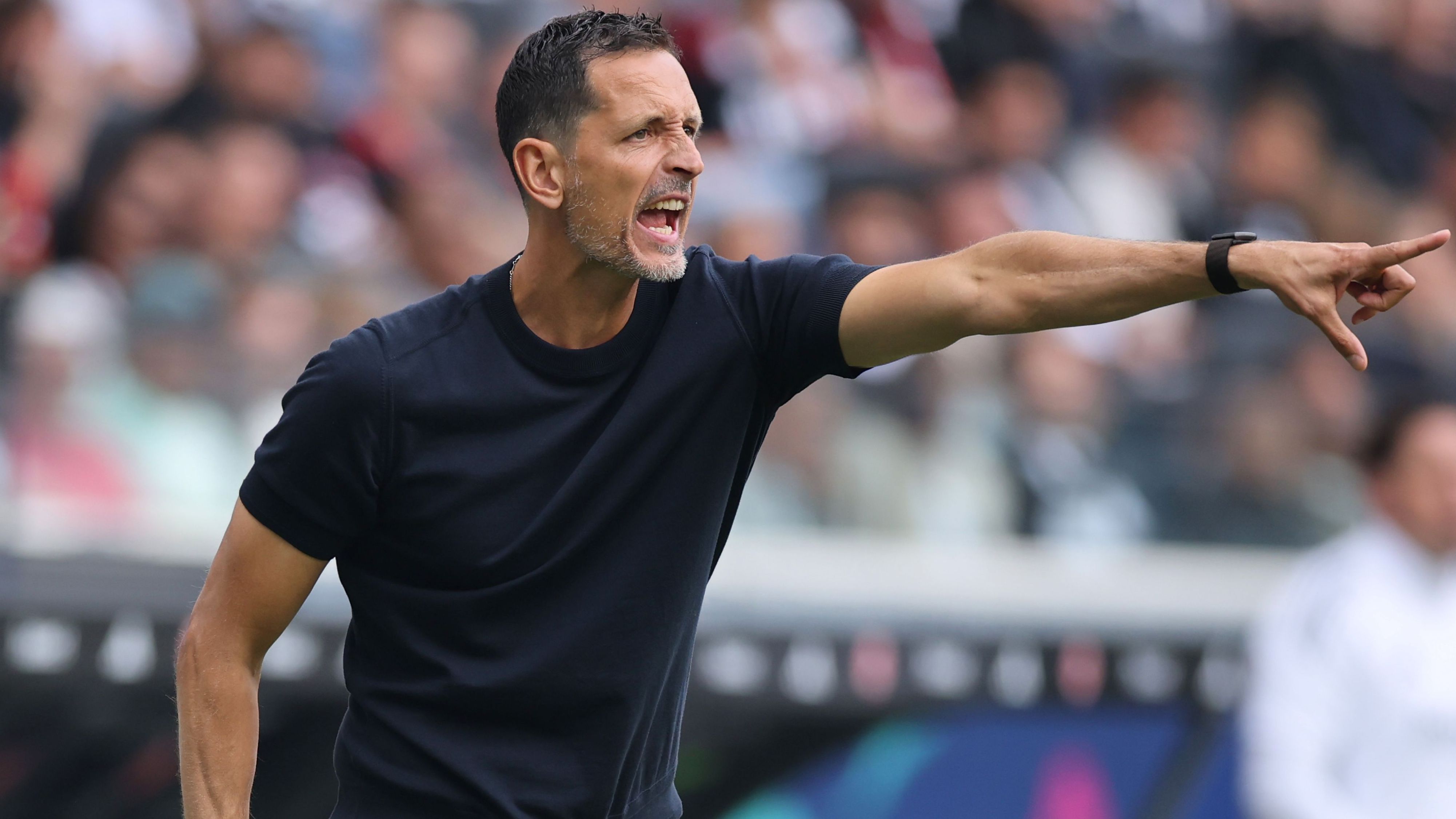 Eintracht Frankfurt v SV Werder Bremen - Bundesliga