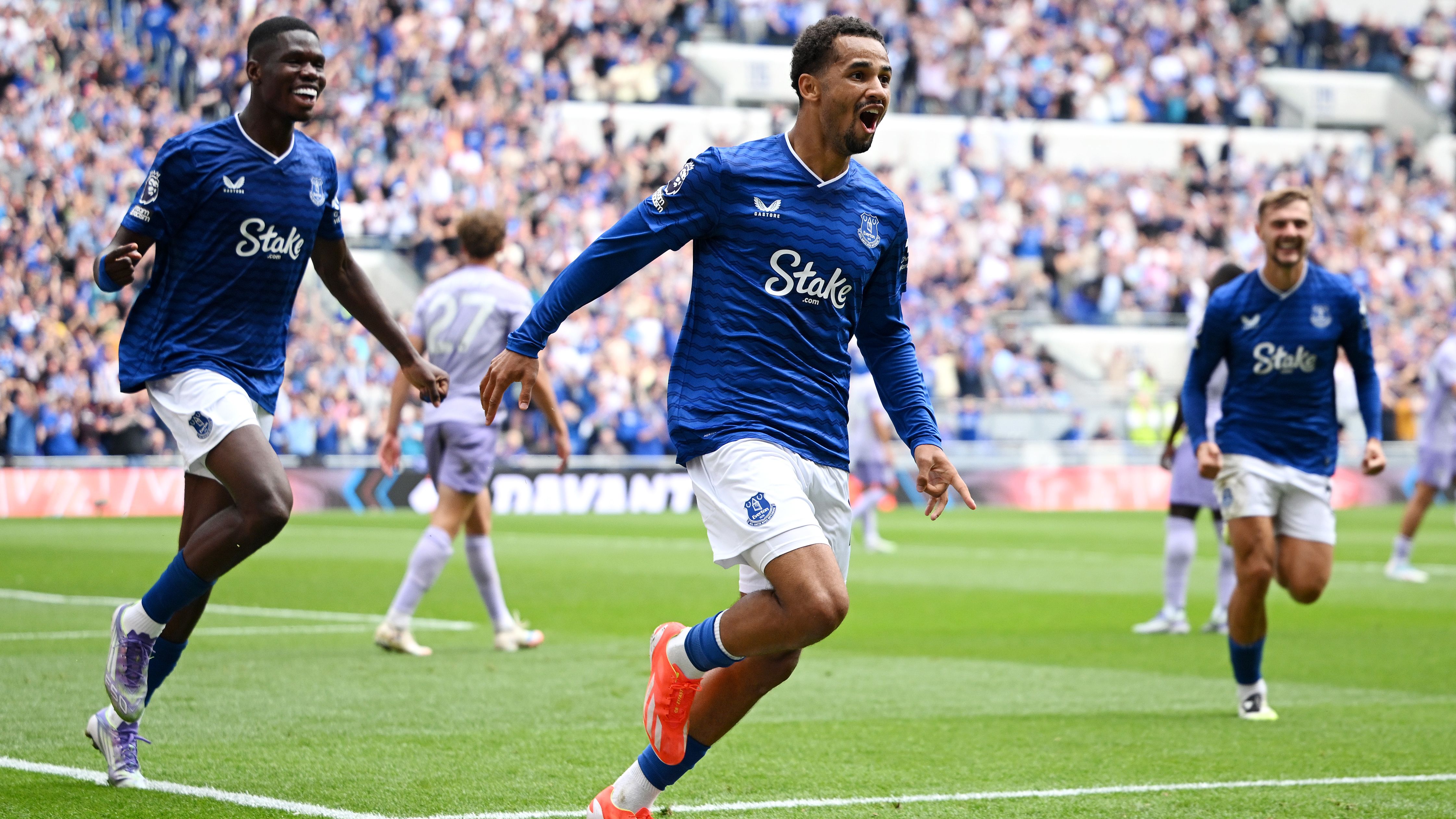 Everton v Brighton & Hove Albion - Premier League