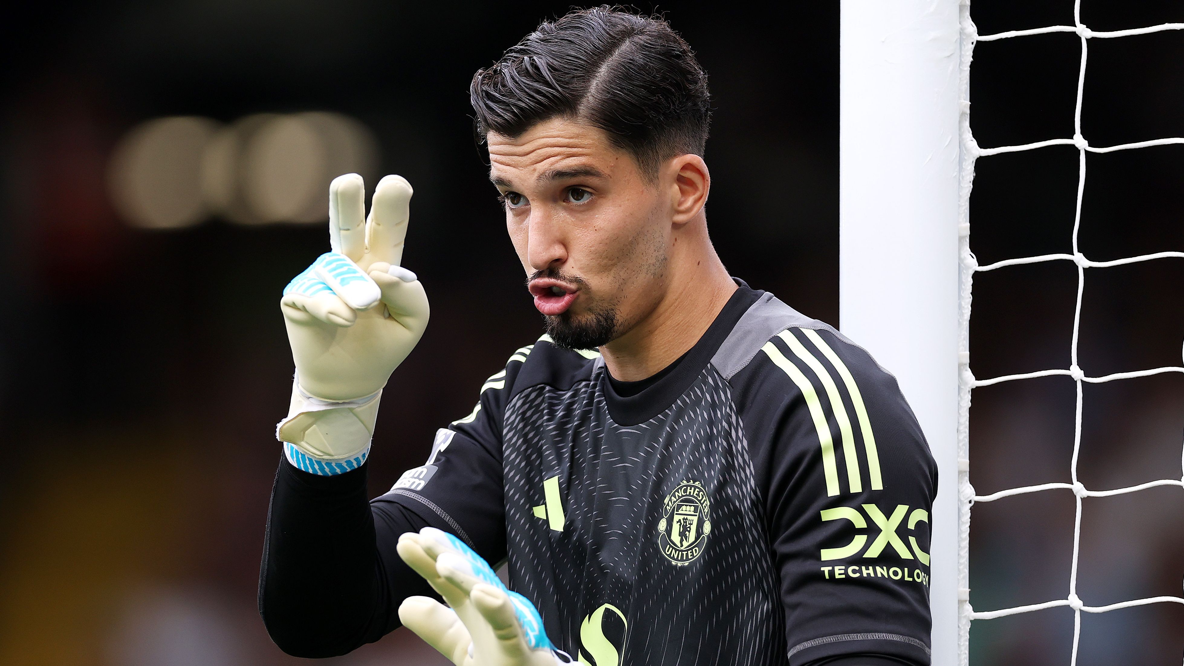 Fulham v Manchester United - Premier League