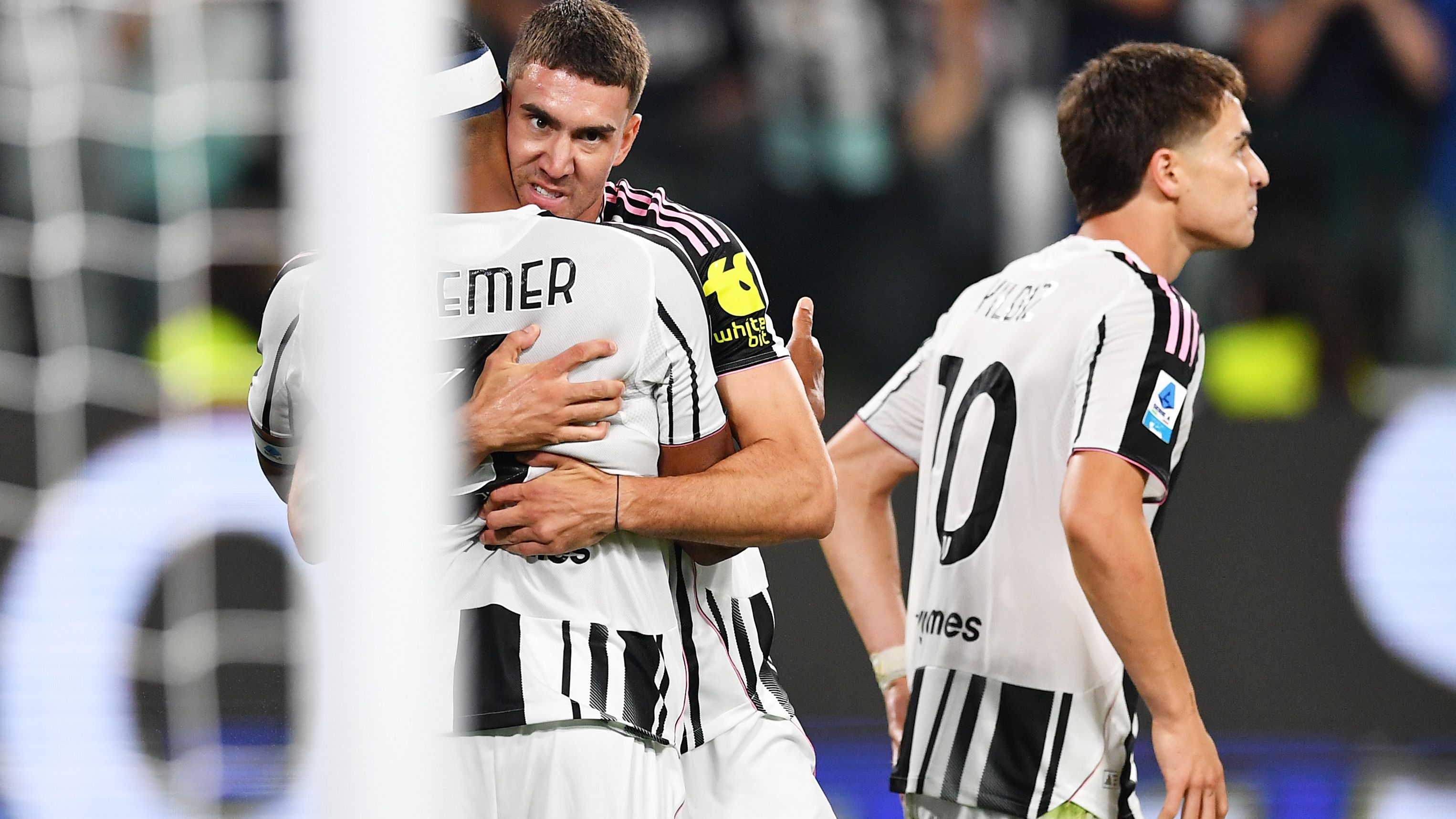 Juventus FC v Parma Calcio 1913 - Serie A