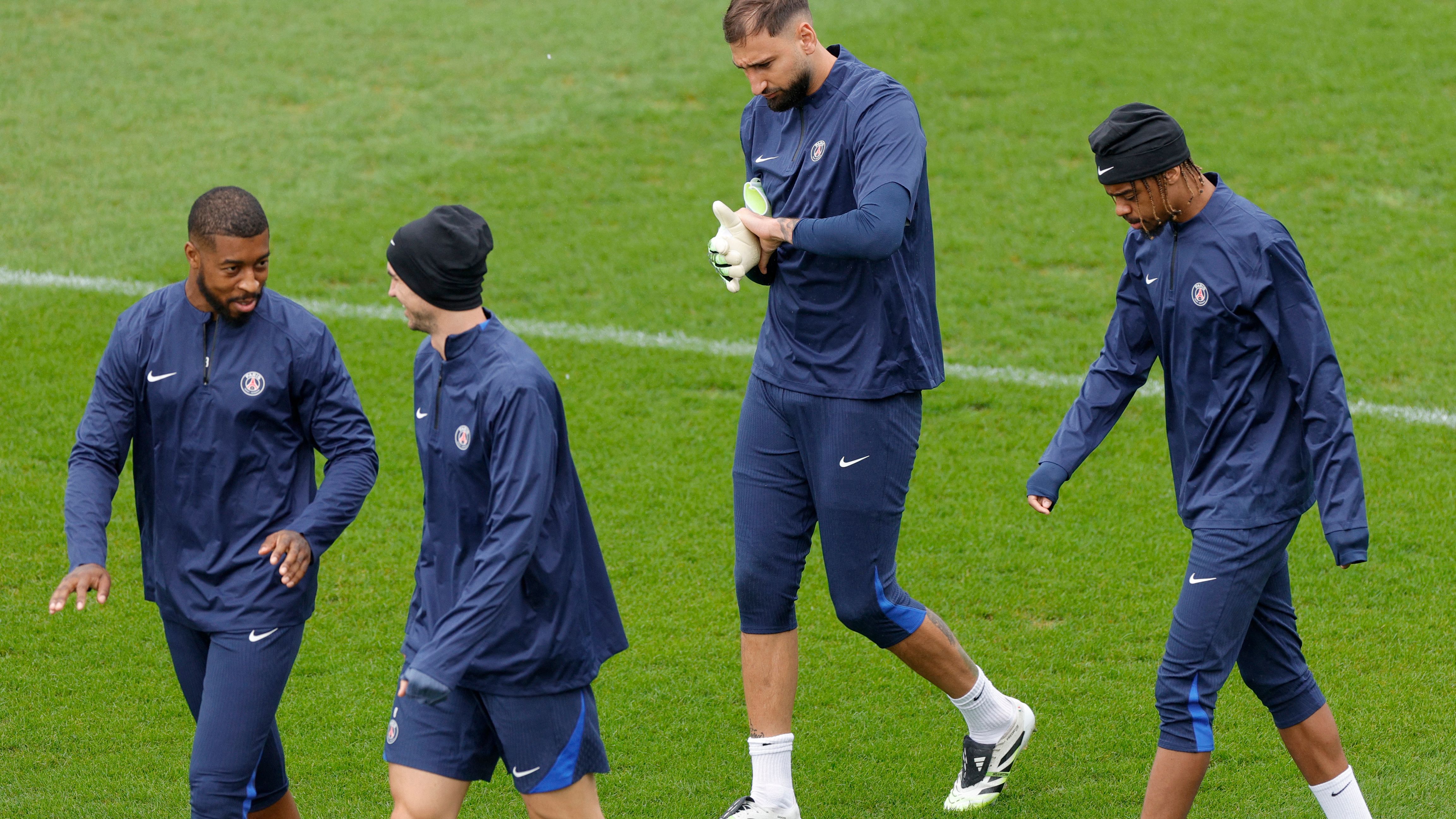 FBL-FRA-LIGUE1-PSG-TRAINING
