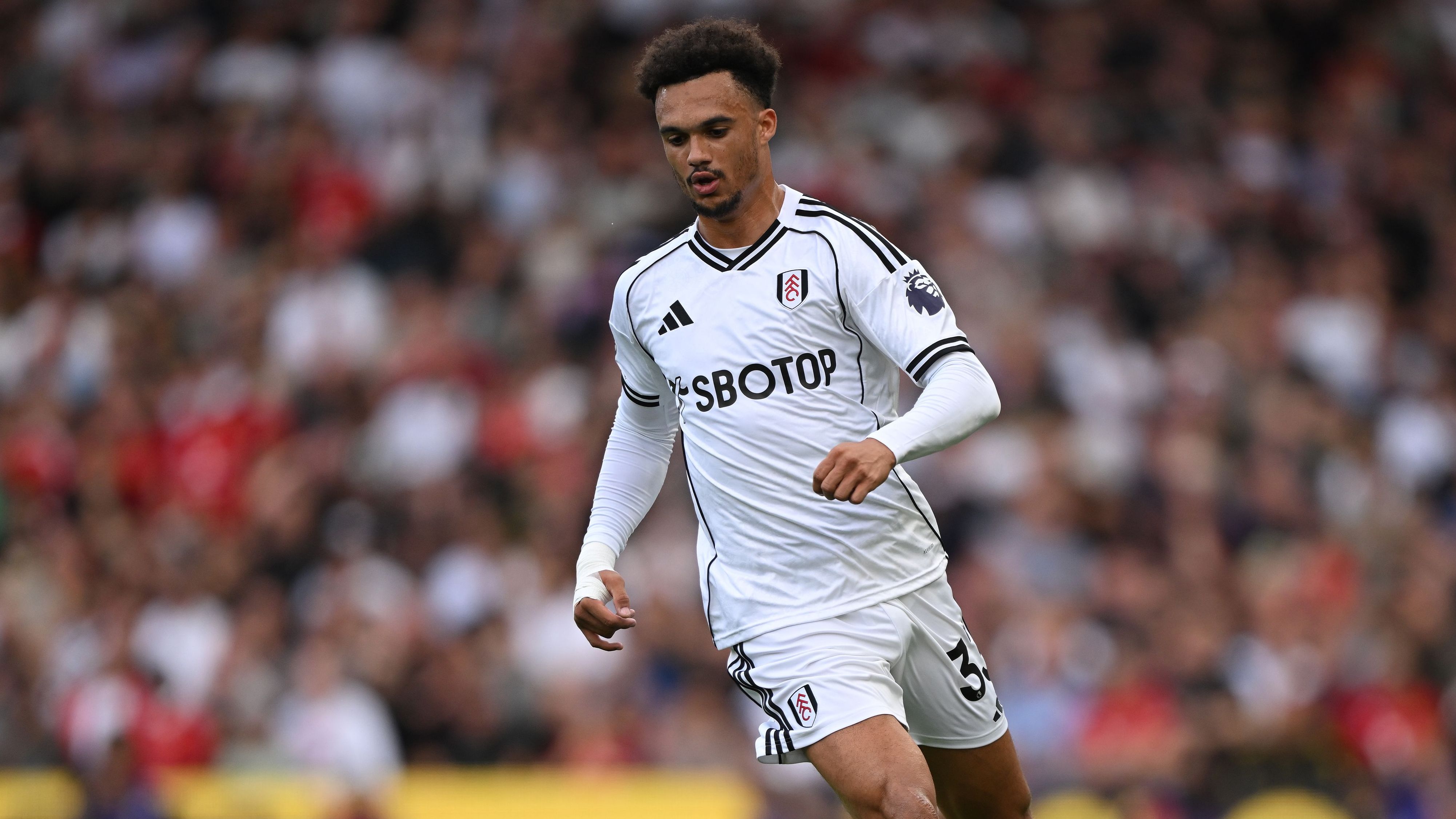 Fulham v Manchester United - Premier League