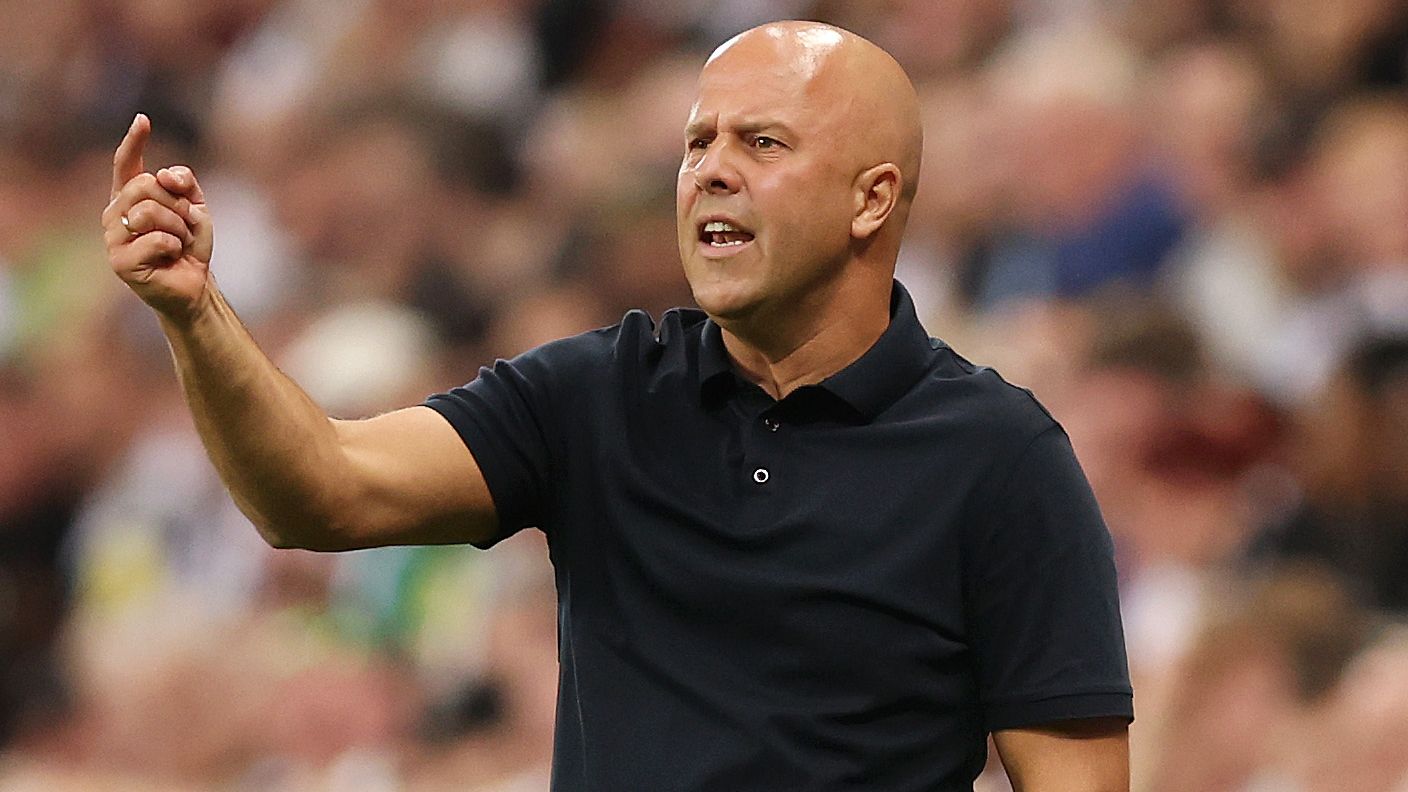 Newcastle United v Liverpool - Premier League