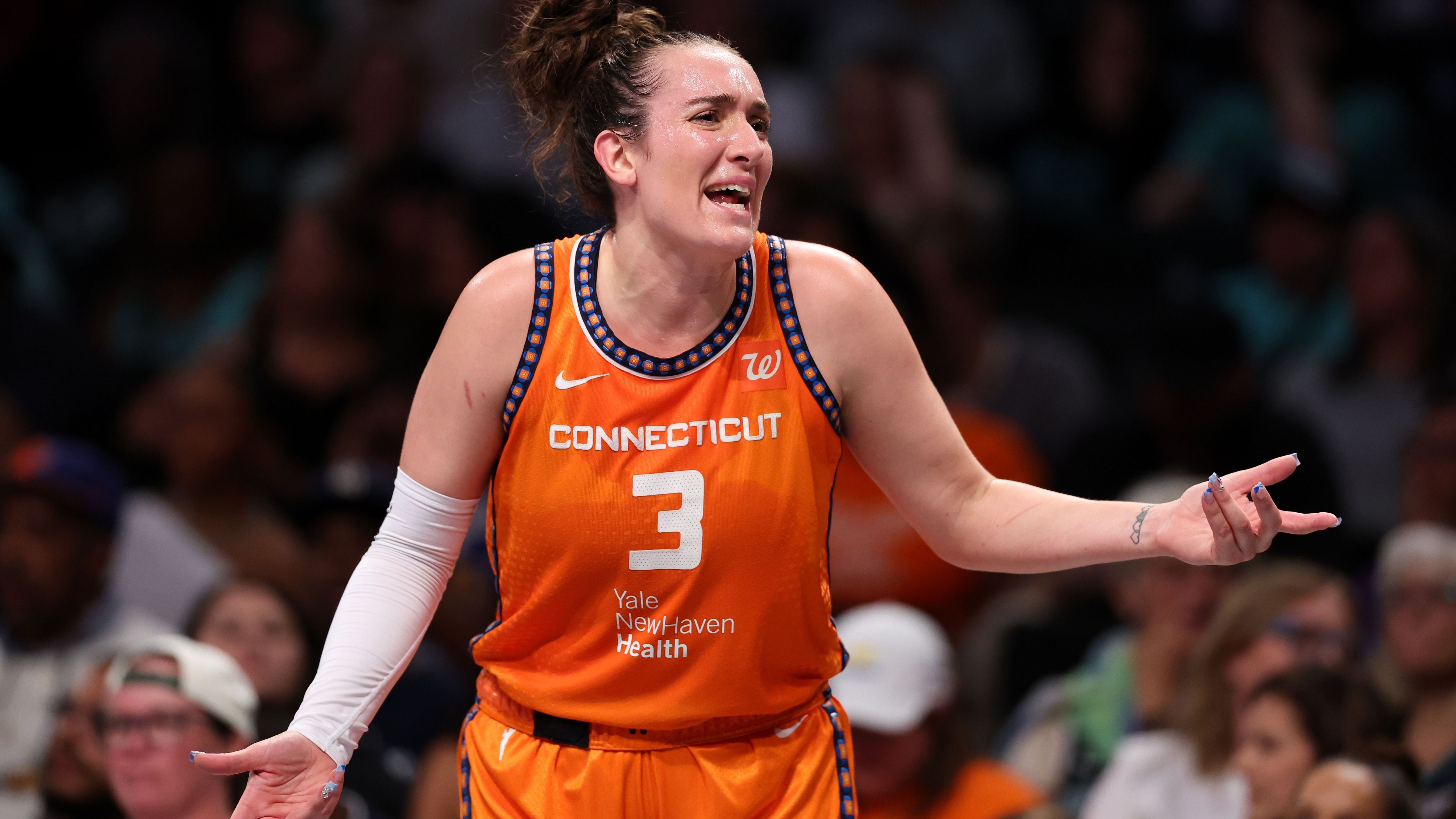 Connecticut Sun v New York Liberty