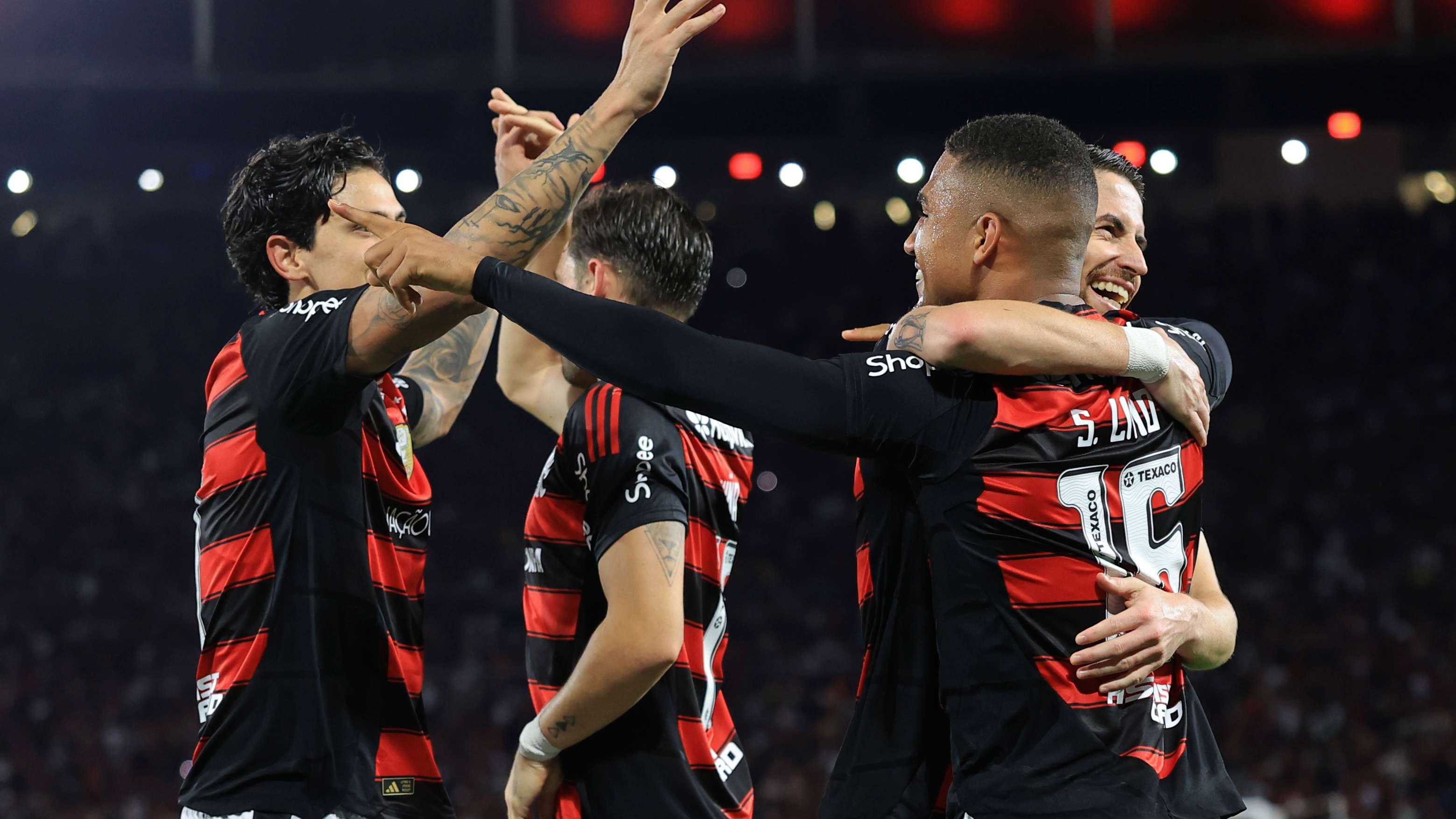 Flamengo v Vitoria - Brasileirao 2025
