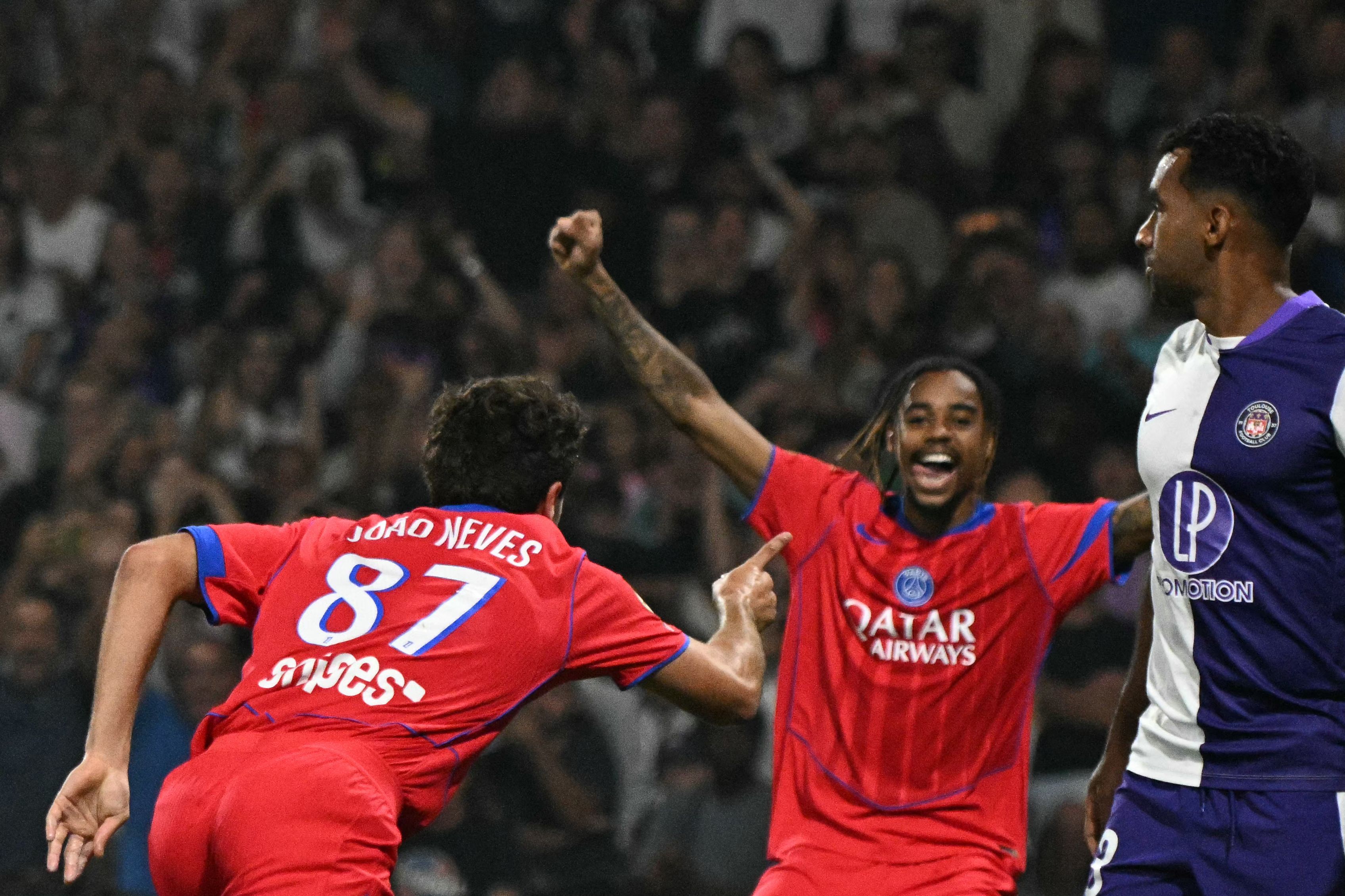 FBL-FRA-LIGUE1-TOULOUSE-PSG
