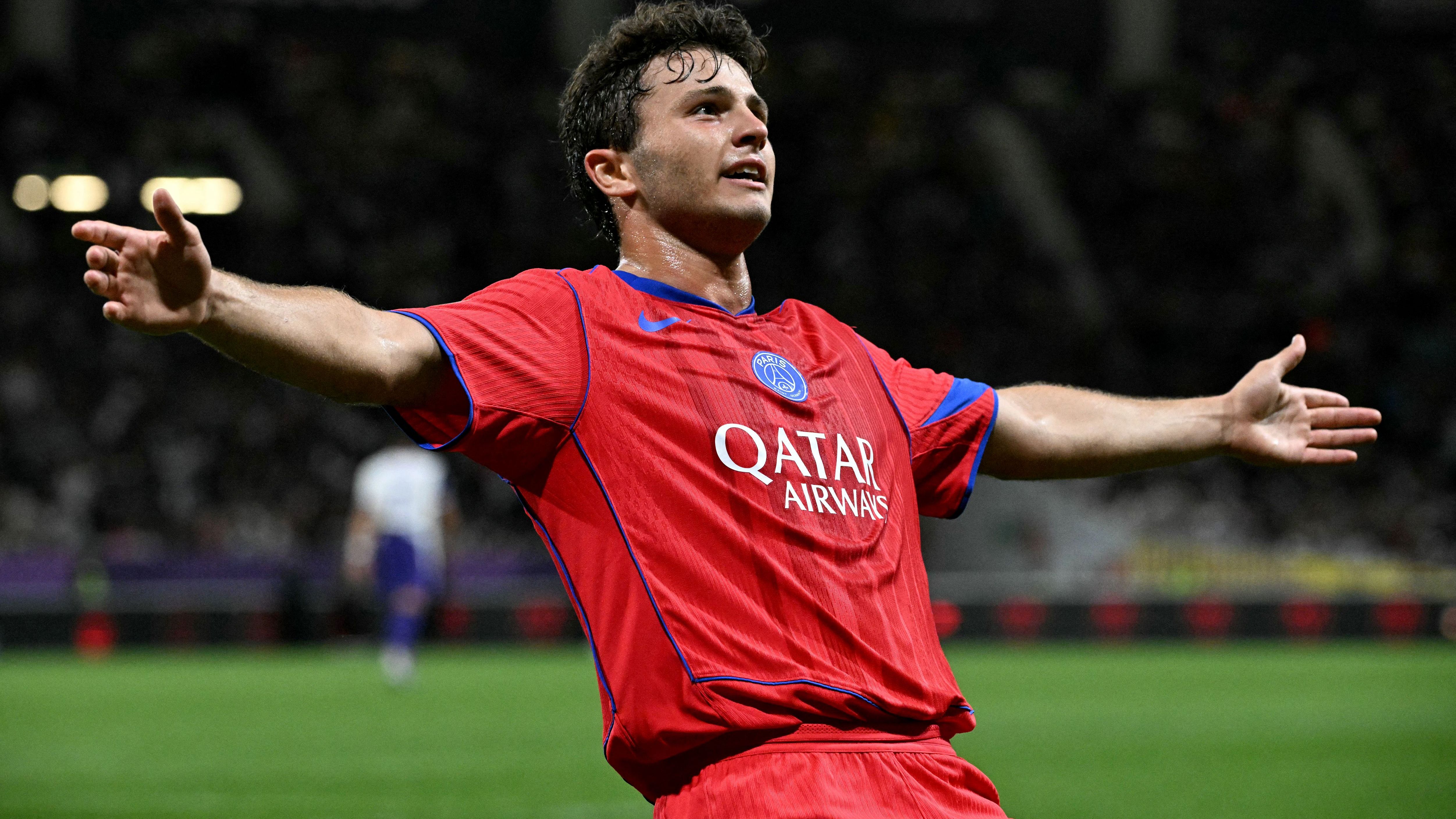 TOPSHOT-FBL-FRA-LIGUE1-TOULOUSE-PSG